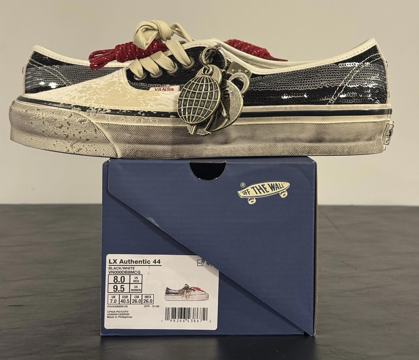 Vans Vans LX Authentic 44 Black/White Sequin Charm Men's US 8 Size US 8 / EU 41 - 9 Thumbnail