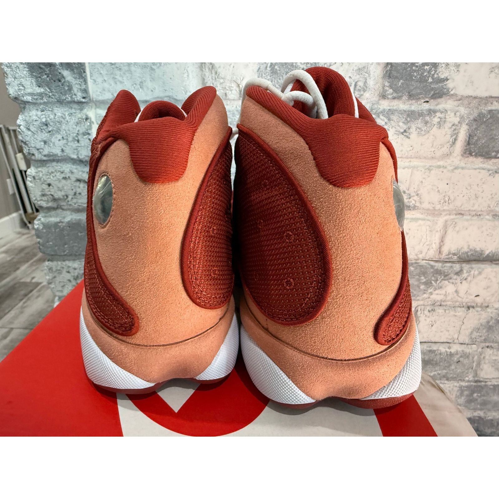 Jordan Brand Jordan 13 Retro Dune Red Size 11 DJ5982-601 Size US 11 / EU 44 - 4 Thumbnail