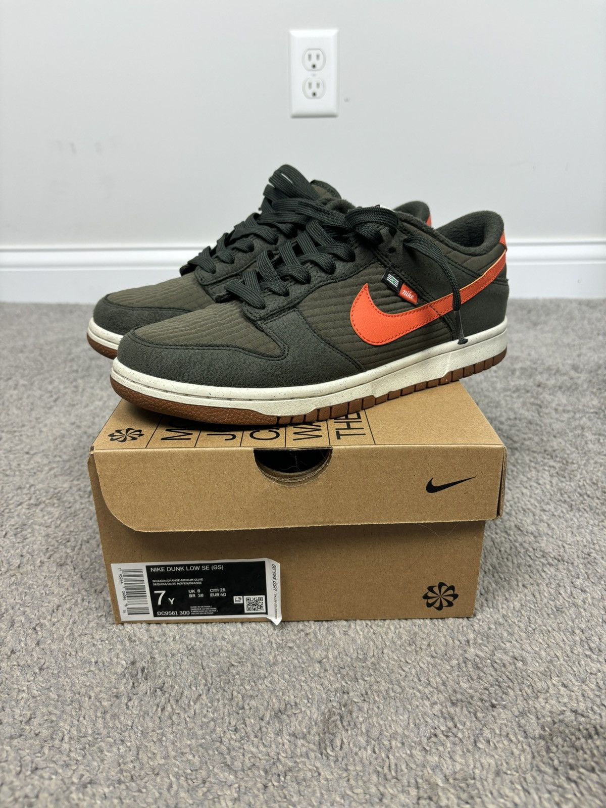 Nike Nike Dunk Low Retro Toasty Sequoia orange green mens 7 Size US 7 / EU 40 - 14 Thumbnail