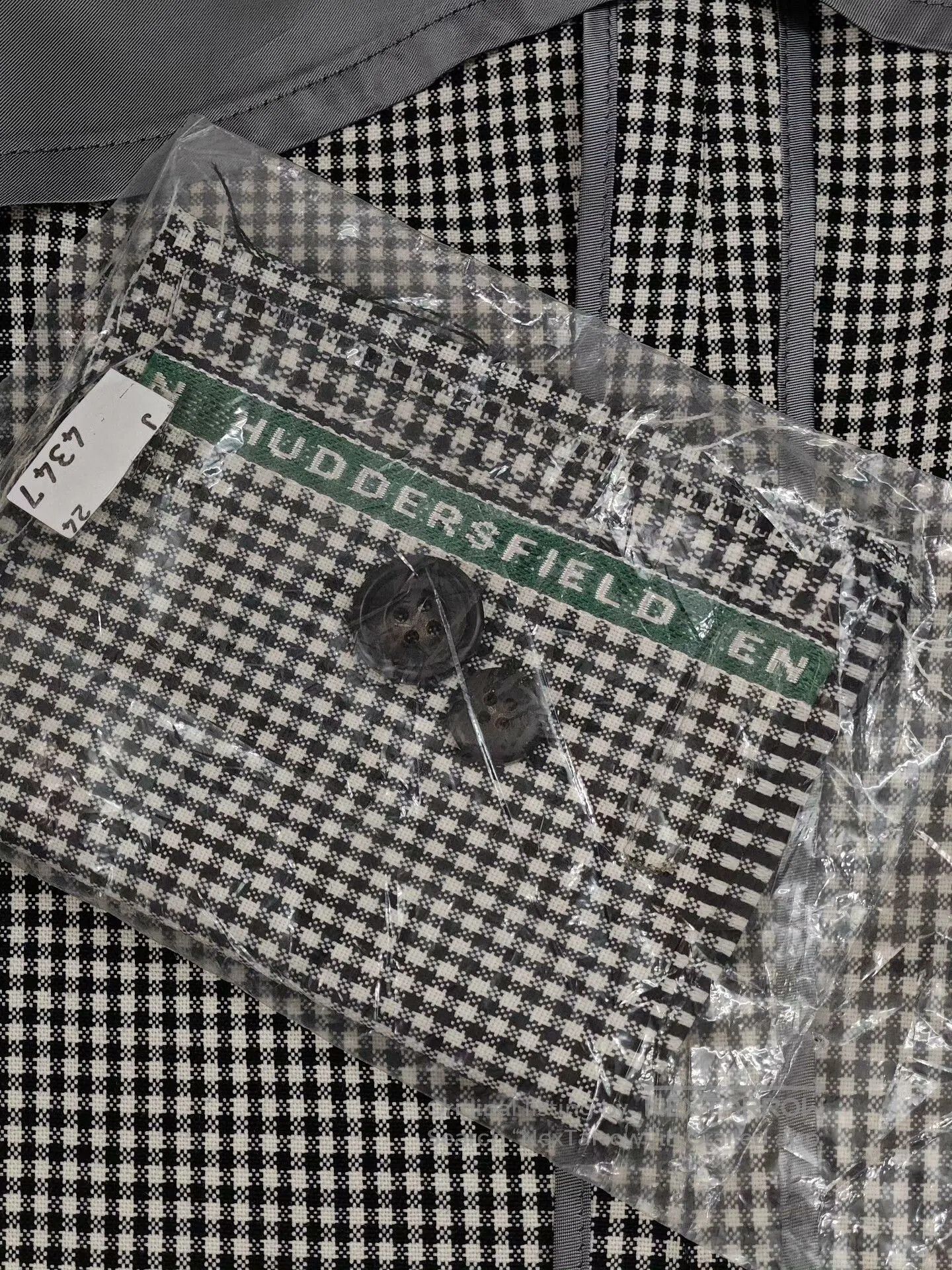 Japanese Brand Custom Black and White Check Suit. Size US M / EU 48-50 / 2 - 9 Thumbnail