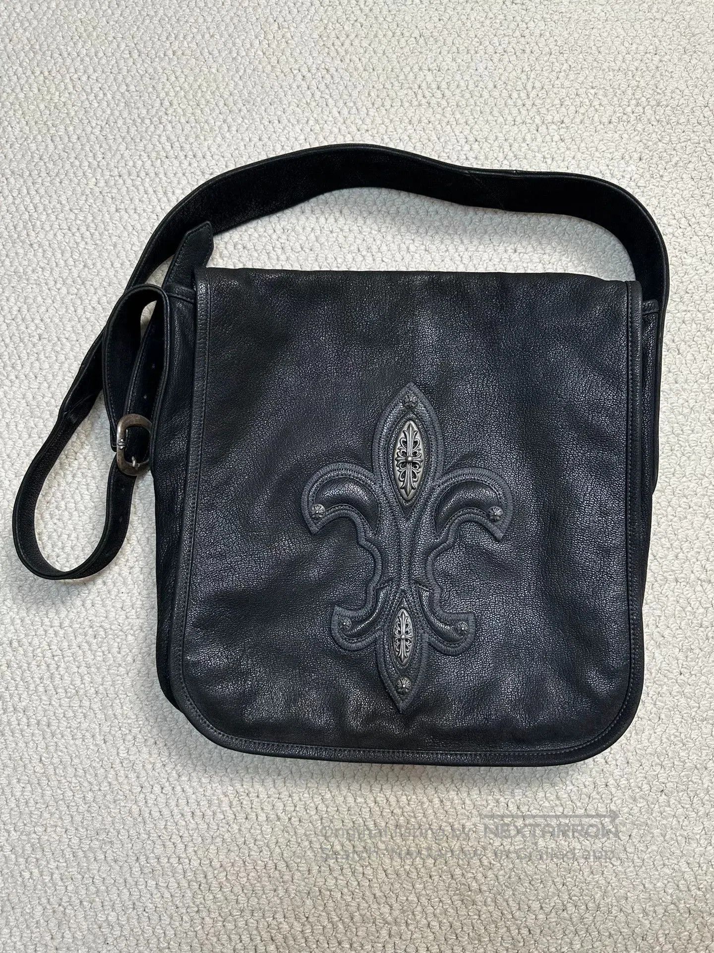 Chrome Hearts Chrome Hearts Iris Messenger Bag. Size ONE SIZE - 1 Thumbnail