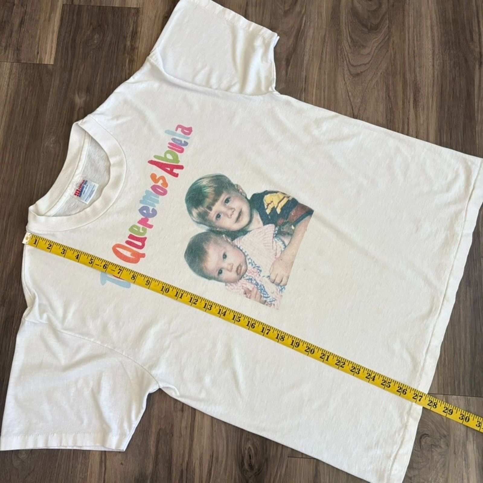 Vintage Vintage Random Baby Photo Portrait Art T-Shirt Men's Size L Size US L / EU 52-54 / 3 - 6 Thumbnail