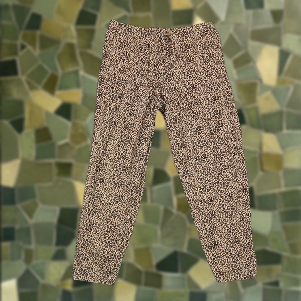 Vintage VINTAGE 90s Tan Brown Leopard Print Corduroy Straight Leg Pants XL 32" Waist High Rise Women Corduroy Animal Print Jeans Ankle Spring Fall | Womens Size 24" / US 00 / IT 34 - 1 Thumbnail