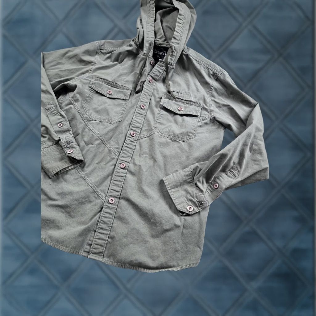 Quiksilver VINTAGE Quiksilver Hooded Shirt Mens Small Green Button Front Casual Long Sleeve Shirt Size US S / EU 44-46 / 1 - 1 Thumbnail