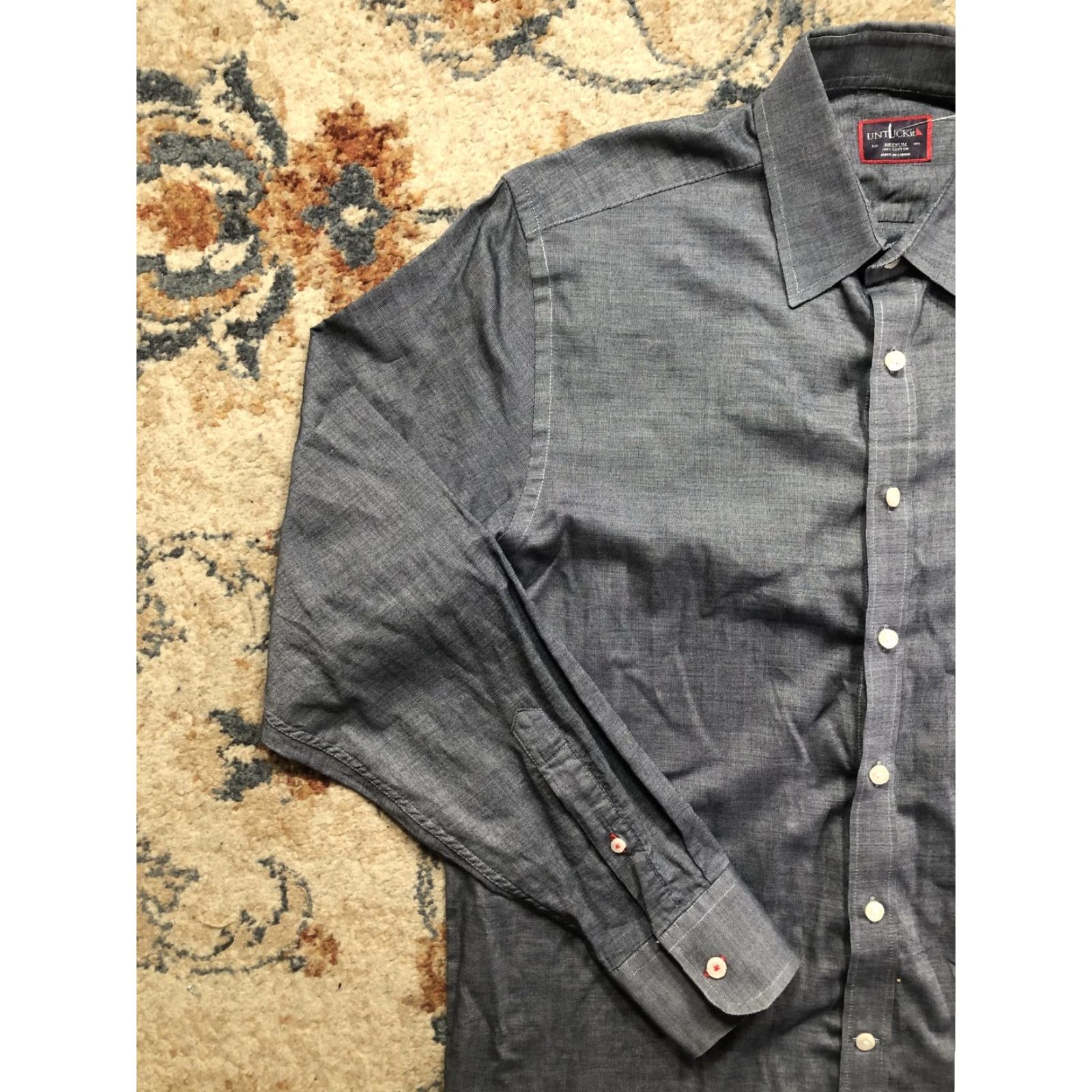 UNTUCKit UNTUCKit Shirt Mens M Gray Chambray Cotton Long Sleeve Button Up Casual Size US M / EU 48-50 / 2 - 3 Thumbnail