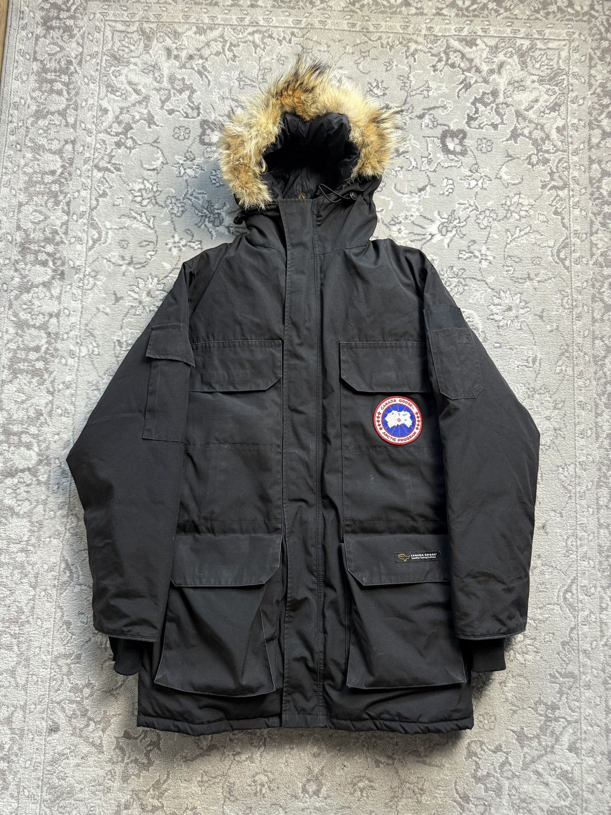Canada Goose Canada Goose expedition down puffer parka jacket fit S luxur Size S / US 4 / IT 40 - 1 Thumbnail