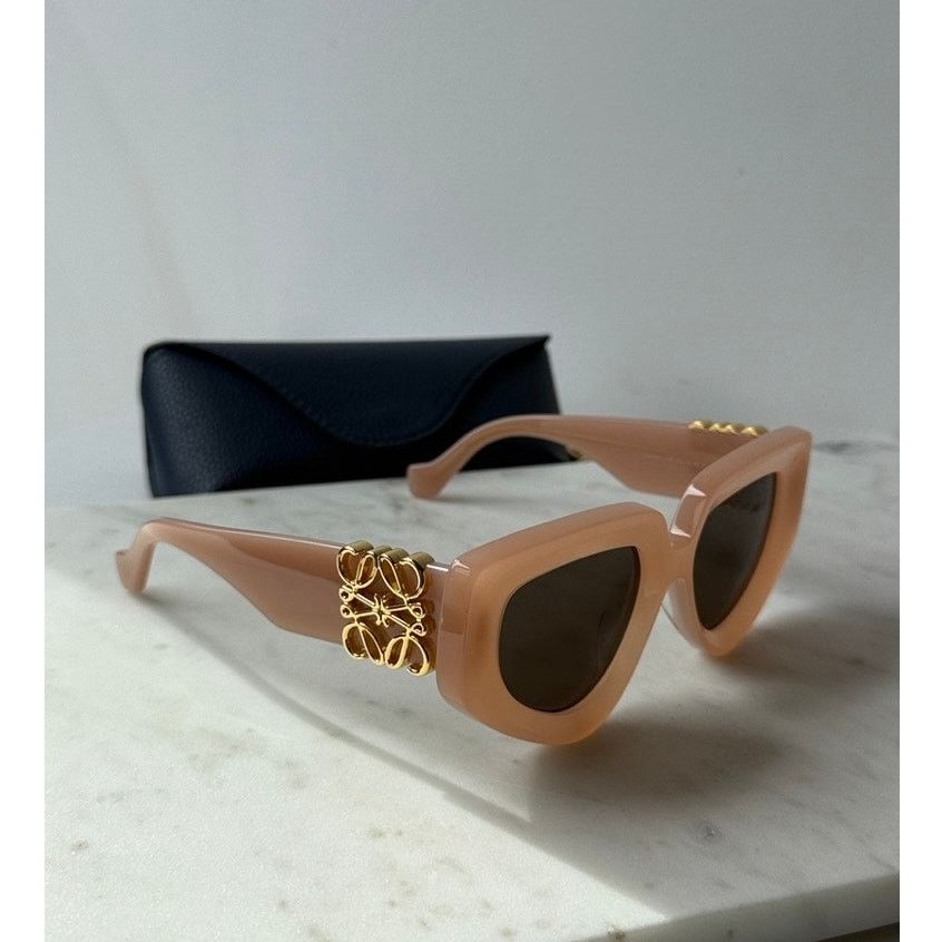 NEW Loewe LW40154U Anagram Logo Sunglasses Pink