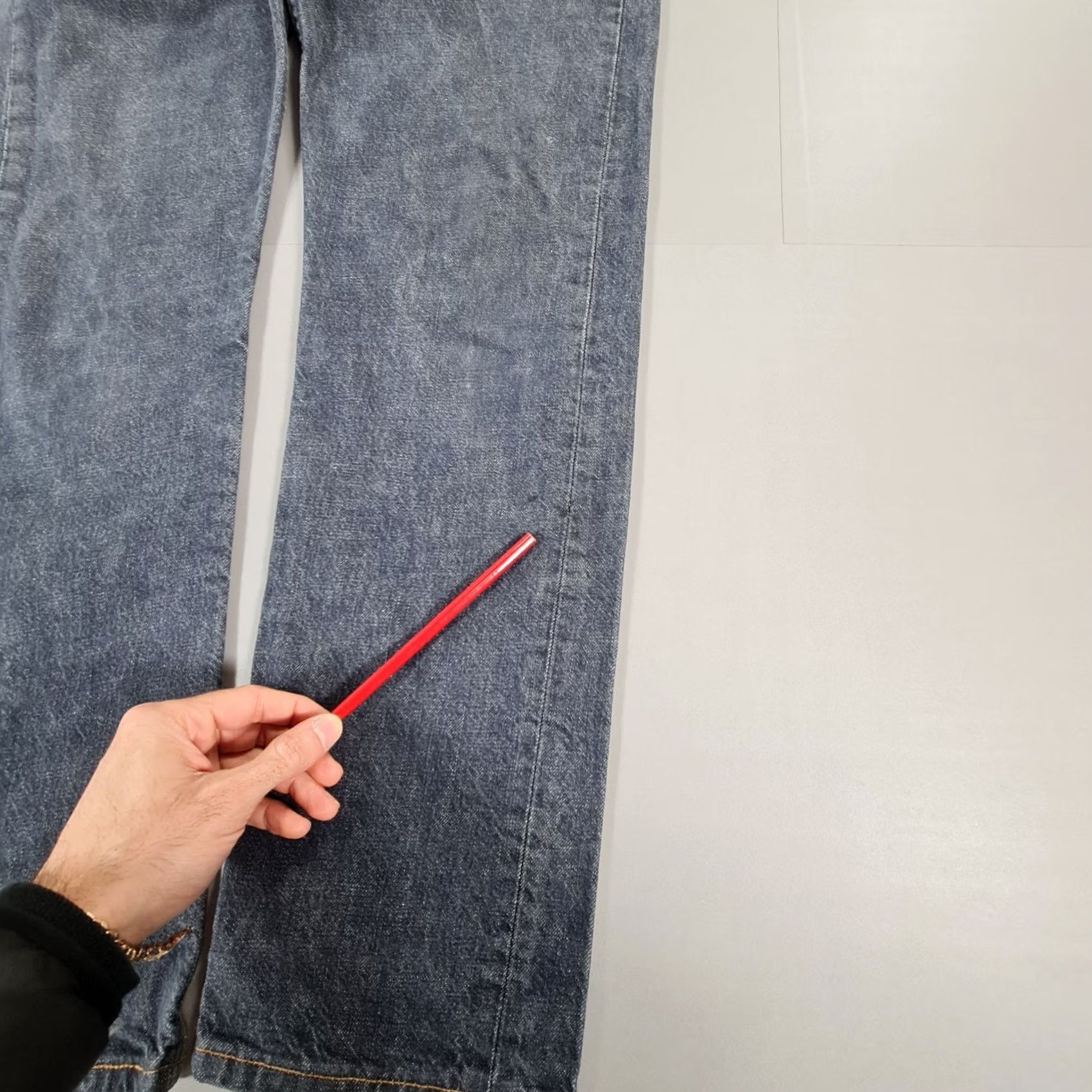 Levi's VINTAGE Levi's 501 Jeans Mens Blue W30 L30 Regular Straight Denim 100% Cotton Button Fly 5-Pocket USA 90s Size US 30 / EU 46 - 4 Thumbnail