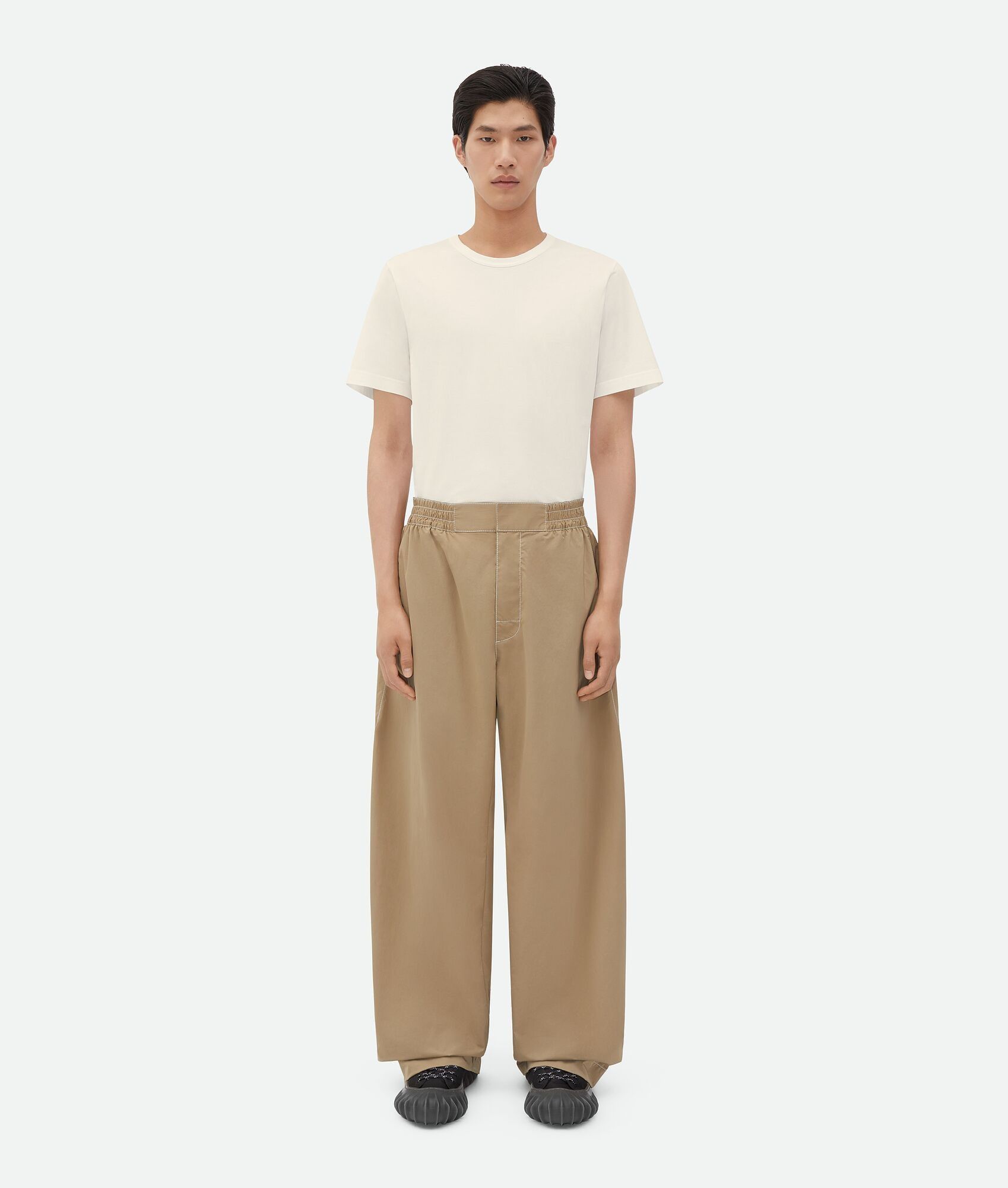 Bottega Veneta o1bcso1str0725 Elasticated Tech Nylon Trousers in Sesame Size US 36 / EU 52 - 1 Thumbnail