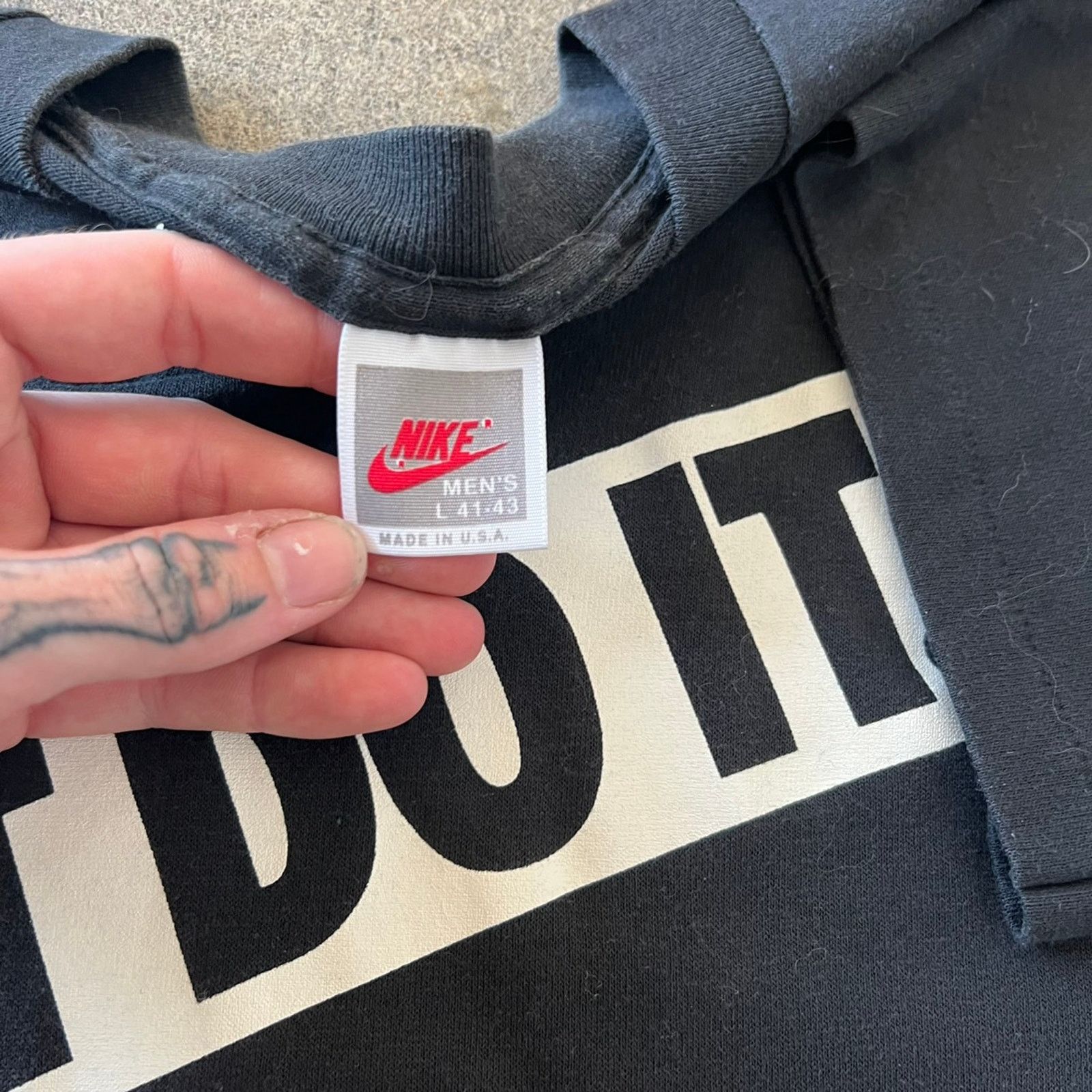 Nike × Vintage Vintage 90s single stitch Nike grey tag just do it t shirt. Size US L / EU 52-54 / 3 - 2 Thumbnail