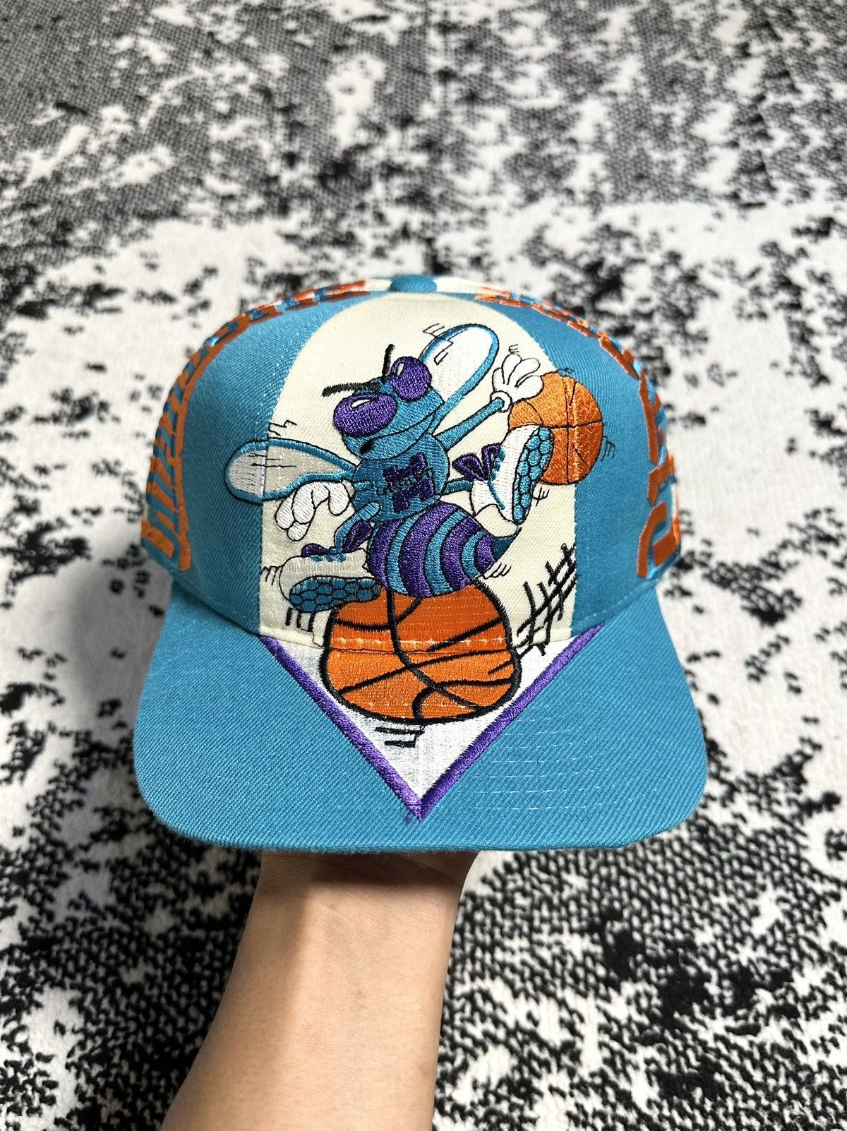 Vintage Vintage 90s Charlotte Hornets NBA Colombian Hat Big Logo Size ONE SIZE - 1 Thumbnail