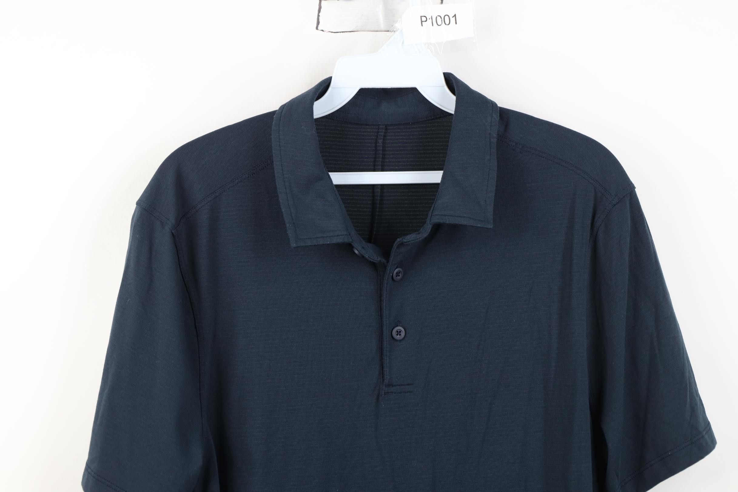 Lululemon Lululemon Vent Tech Short Sleeve Collared Golf Polo Shirt Size US S / EU 44-46 / 1 - 2 Thumbnail
