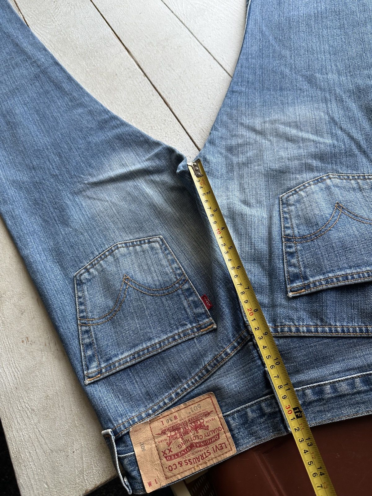 Levi's 🚨Vintage 90s Levis Jeans 501 LEGEND y2k Light Wash Denim Size US 28 / EU 44 - 16 Thumbnail