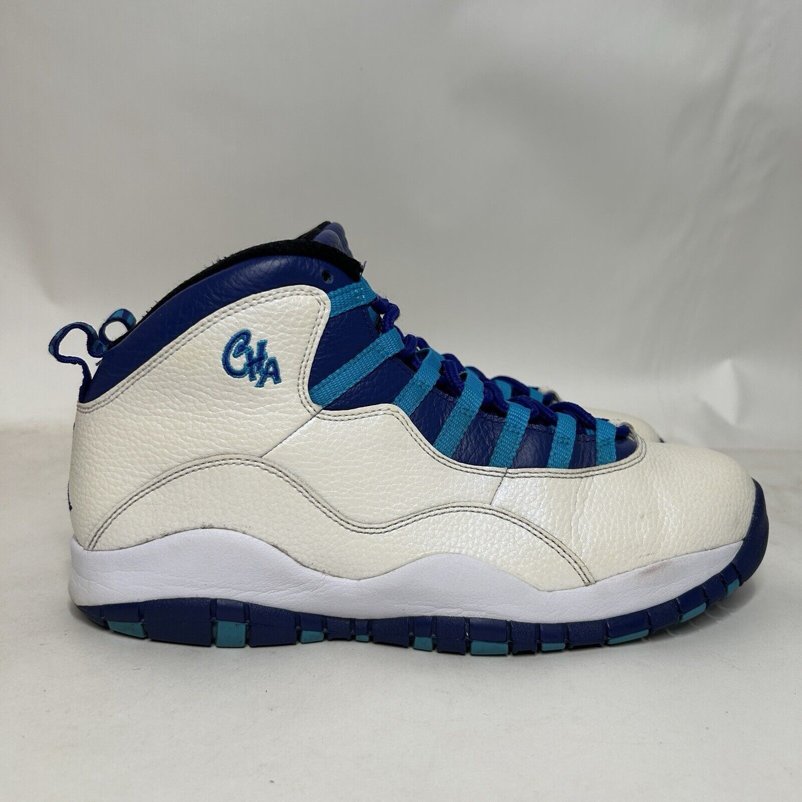 Jordan Brand Nike Air Jordan 10 Retro “Charlotte Hornets” 2024 Size US 10 / EU 43 - 4 Thumbnail
