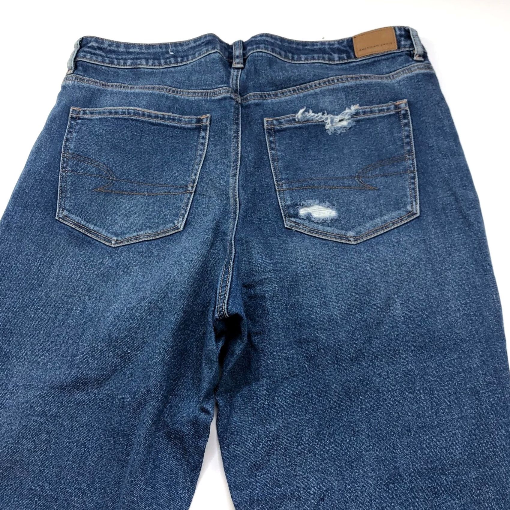 American Eagle Outfitters American Eagle Outfitters Mom Straight Jean 18 High Rise Stretch Denim Blue 37W 27L Adult Womens Jeans Regular Stretch Belt Loops 5-Pocket Size 40" / US 18 - 2 Thumbnail
