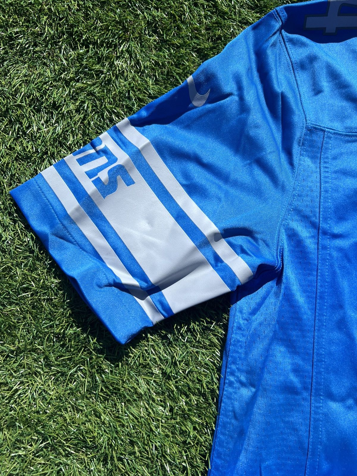 Nike Men’s Large | Amon-Ra St. Brown Detroit Lions Nike NFL Size US L / EU 52-54 / 3 - 9 Thumbnail