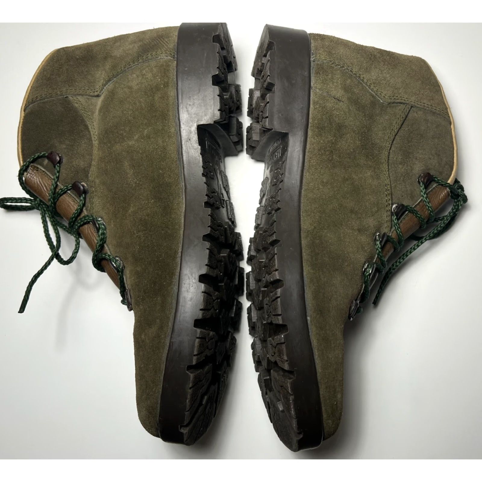 Red Wing Red Wing Mountaineering Suede Hiking Boots Vendramini Italy Soles 6.5 Women 7.5 Boots Brown Suede Hiking, Trail Italy Mens Womens 6.5 7.5 Size US 8 / IT 38 - 3 Thumbnail