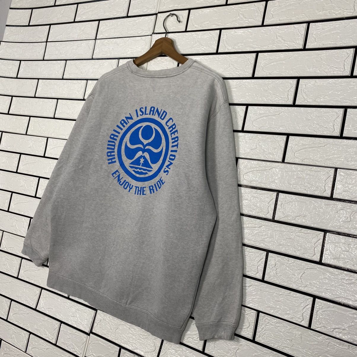 Japanese Brand 📌Vintage Sweatshirt Crewneck Hawaiian Big Logo Size US M / EU 48-50 / 2 - 11 Thumbnail