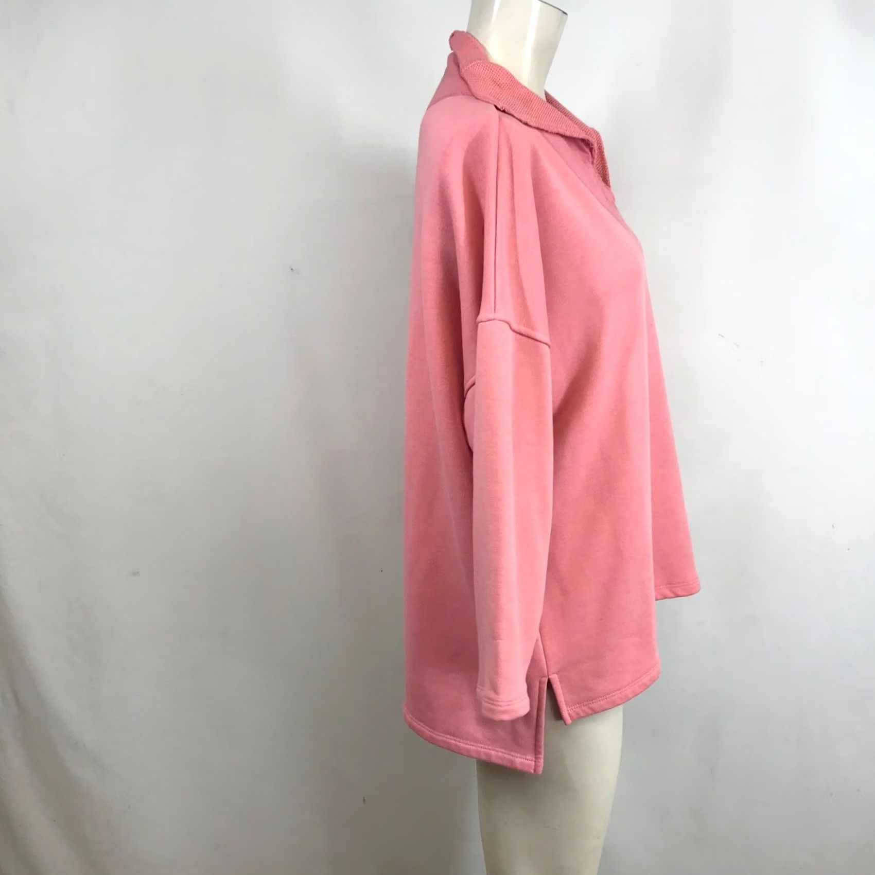 Habitat Habitat Clothes To Live In Coral Pink Notched V-Neck Pullover Top S Women Knit Tunic Long Sleeve Size S / US 4 / IT 40 - 4 Thumbnail