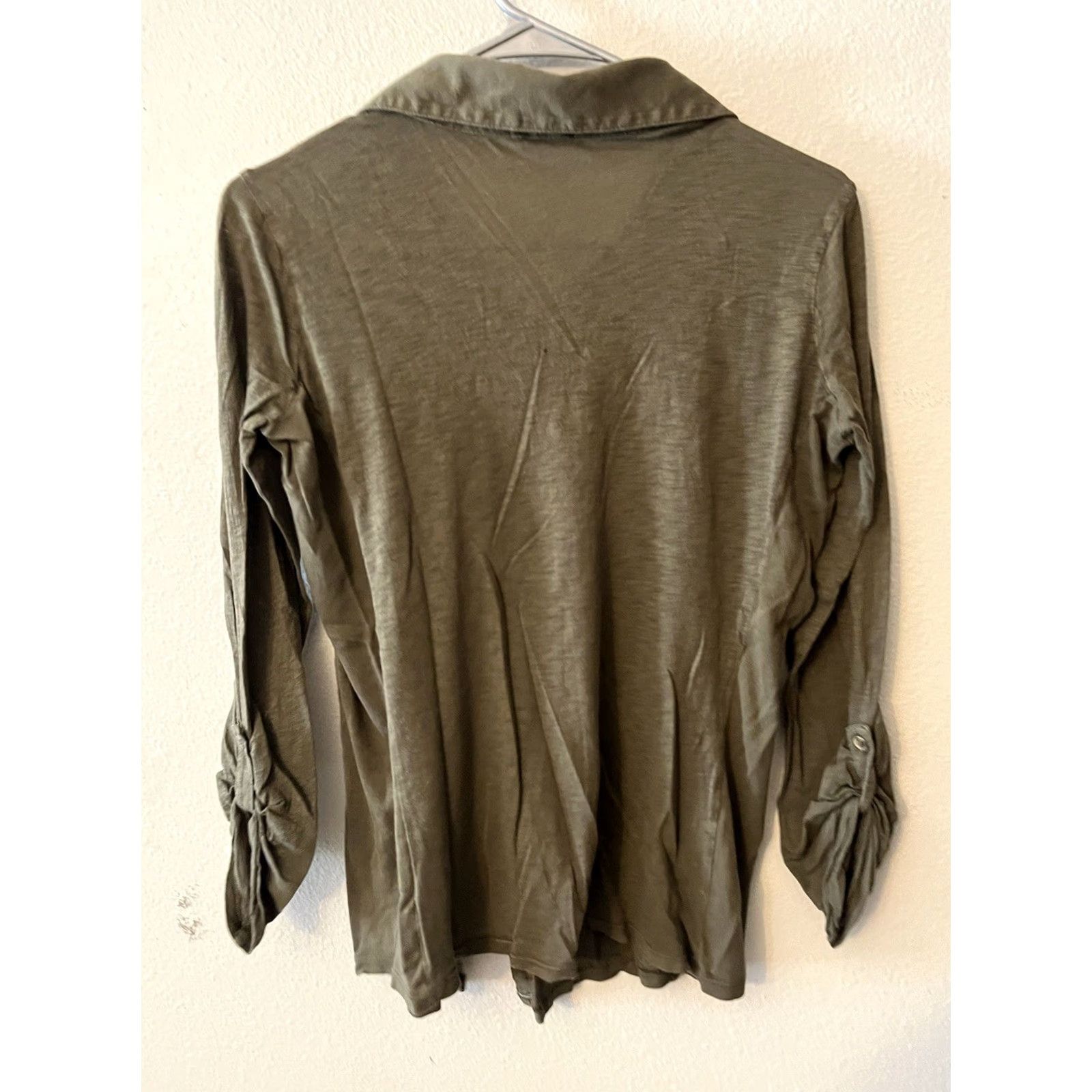 Splendid Splendid Blouse Shirt Solid Green Roll Tab Long Sleeve Button Down Size M Womens Size M / US 6-8 / IT 42-44 - 3 Thumbnail