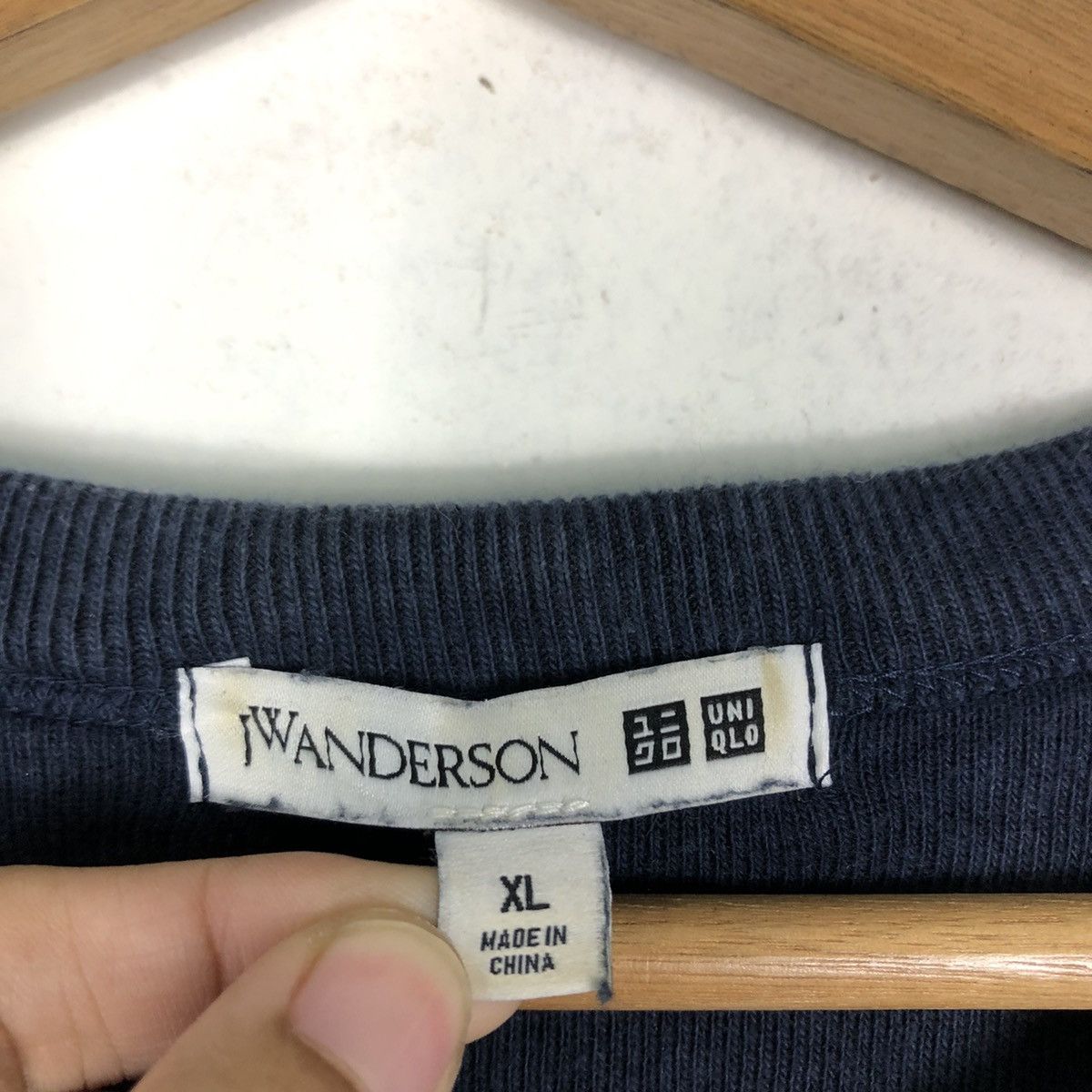 Japanese Brand 🔥Vintage Long Sleeve Sweatshirt J.W.Anderson Uniqlo Japan Size US XL / EU 56 / 4 - 12 Thumbnail