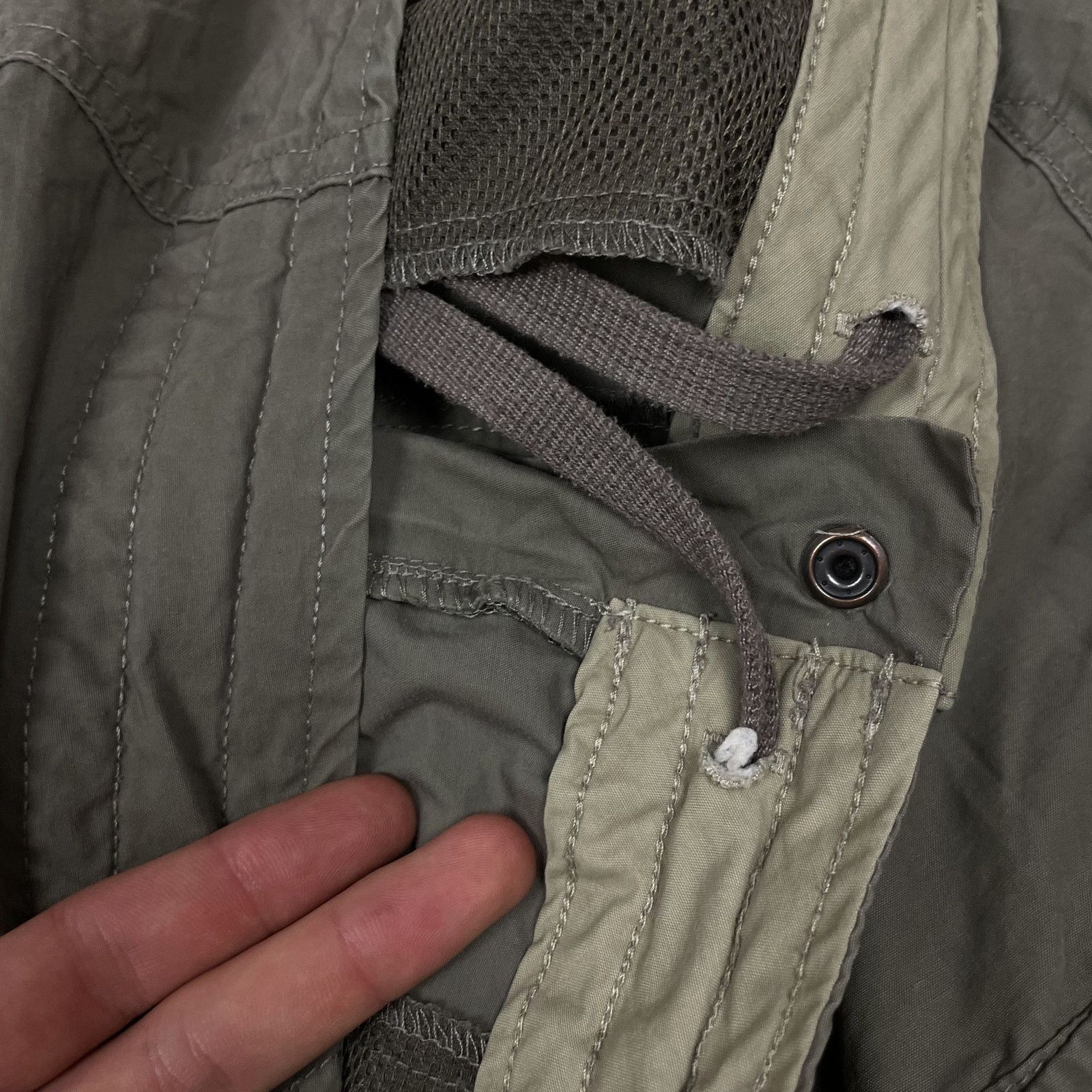 Nike × Vintage Nike Adults Olive Green Cotton Swoosh Zip Fly Cargo Short Size US 30 / EU 46 - 8 Thumbnail