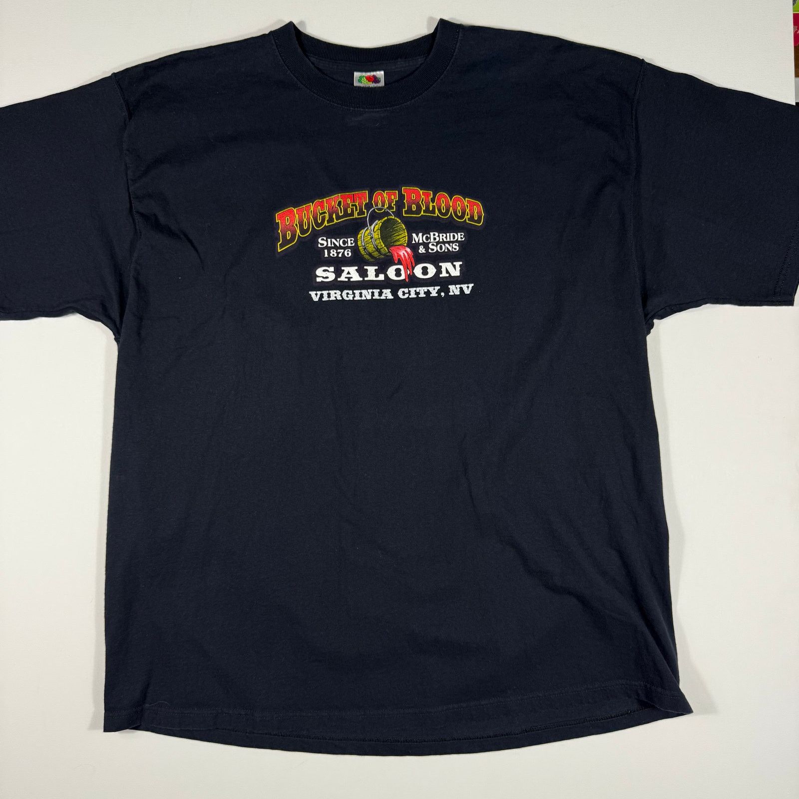 Fruit Of The Loom Vintage Bucket of Blood Saloon Biker Graphic Tee Men’s 2XL Size US XXL / EU 58 / 5 - 3 Thumbnail