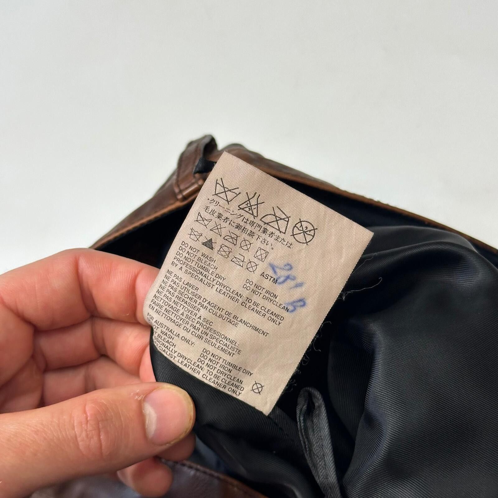 Prada Prada Milano 00’s Embossed Logo Leather Biker Trousers IT48 Size US 32 / EU 48 - 9 Thumbnail