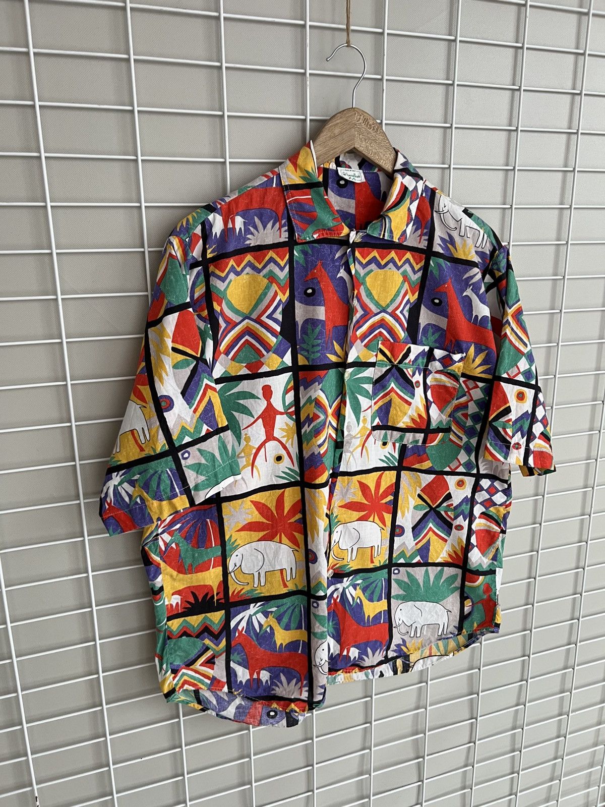 United Colors Of Benetton United Colors of Benetton Hawaiian Button Shirt Men Size M/L Size US M / EU 48-50 / 2 - 5 Thumbnail