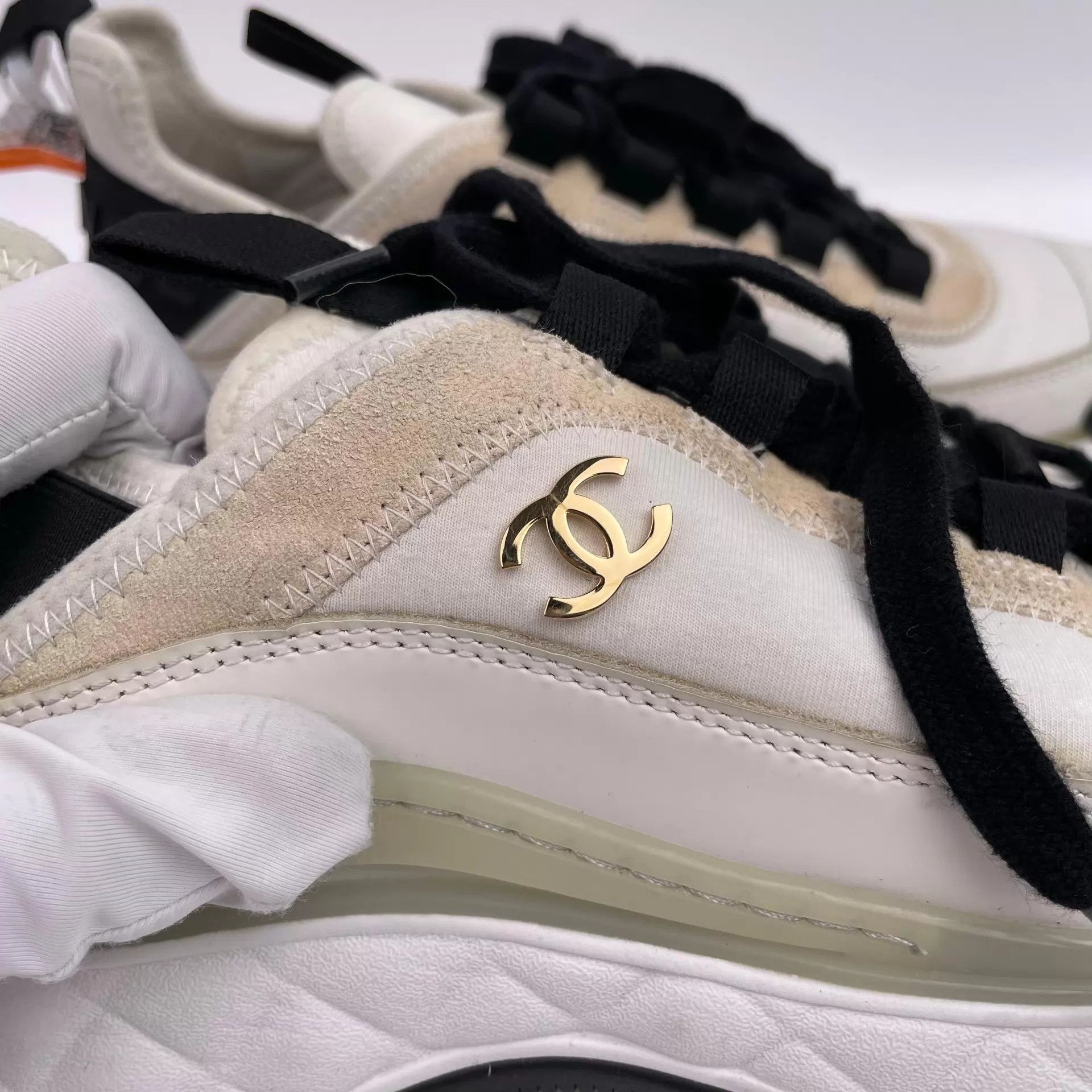 Chanel Chanel Platinum Velvet Air Cushion Sneaker Women's Size US 7.5 / IT 37.5 - 3 Thumbnail