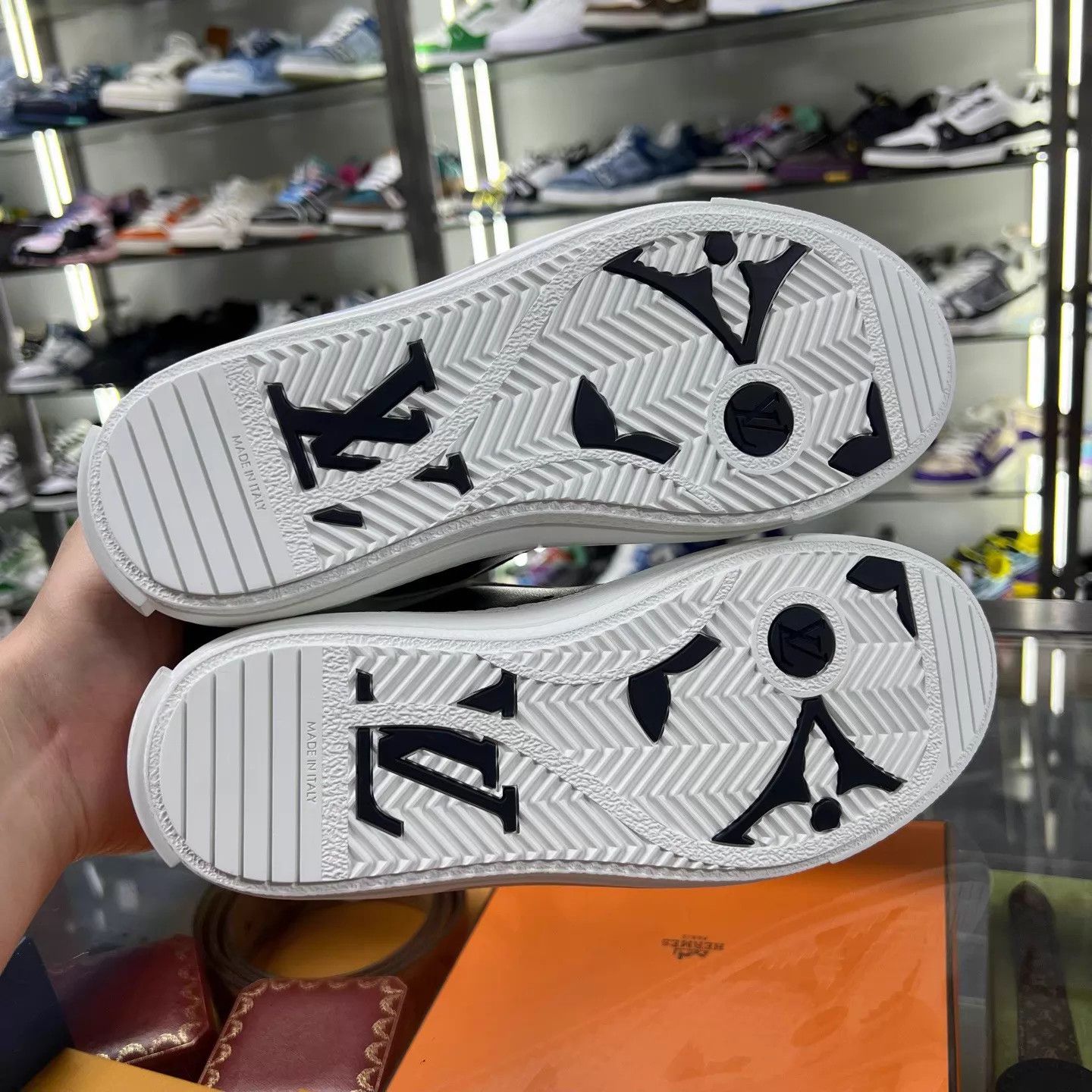 Louis Vuitton LV Charlie B&W Colorblock Sneaker 36 EU YH21479 Size US 5.5 / IT 35.5 - 6 Thumbnail