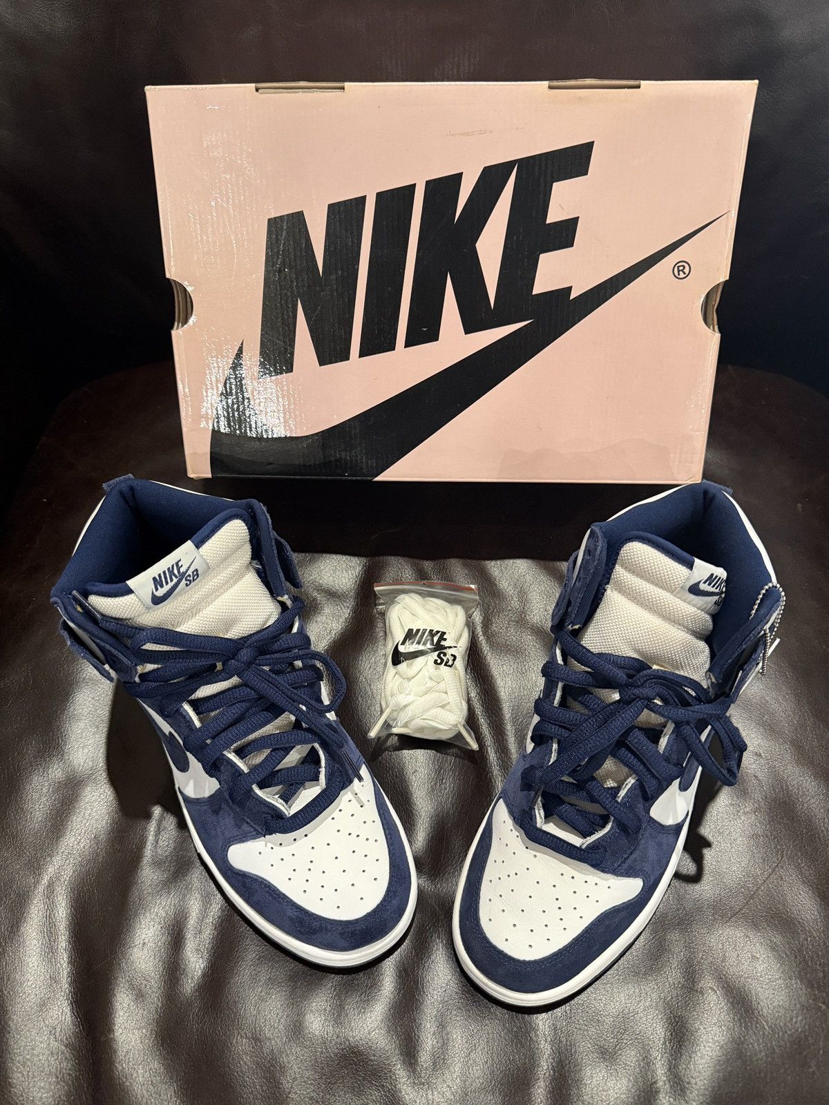 Nike Nike SB Dunk Hi Pro Villanova (2005)- 9.5M - 305050-141 - OG Size US 9.5 / EU 42-43 - 8 Thumbnail