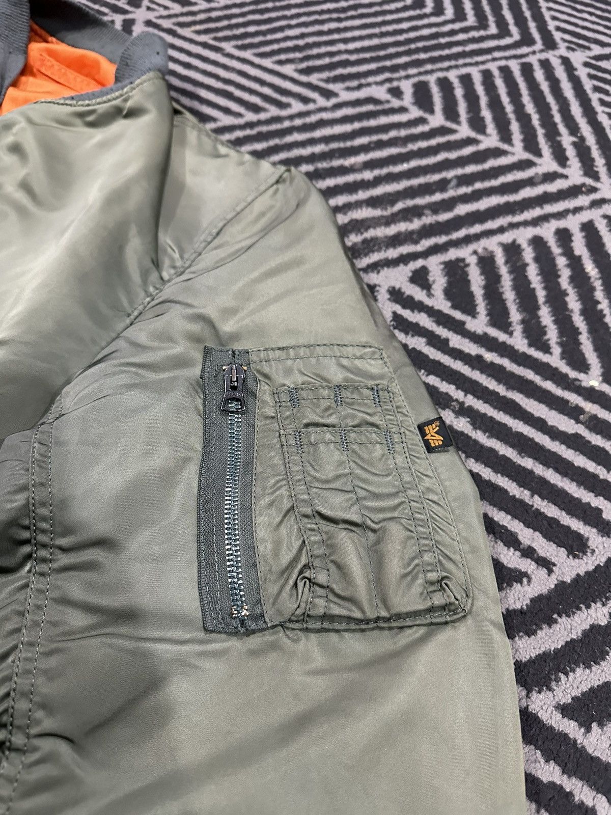 Alpha Industries Vintage ALPHA INDUSTRIES Reversible Bomber Jacket Size US L / EU 52-54 / 3 - 5 Thumbnail