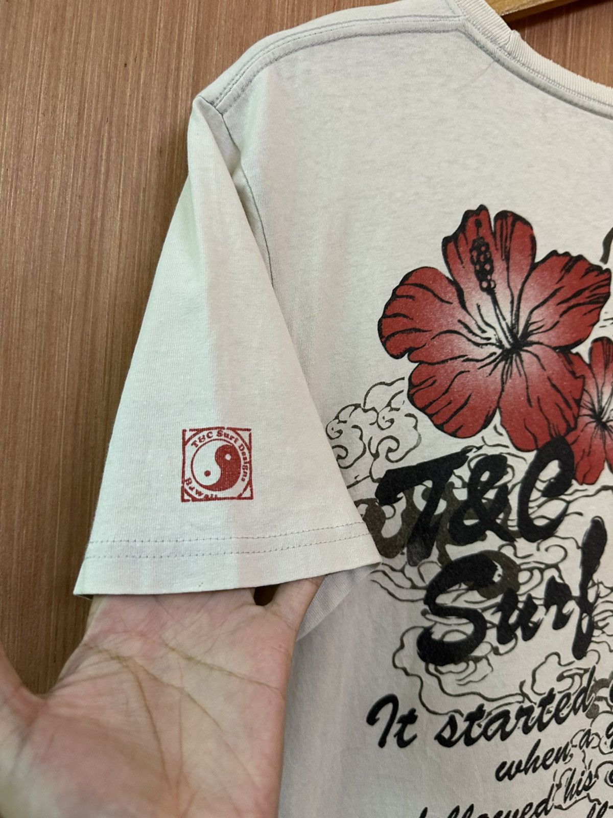 Vintage 2000's T&C surf Ying/Yang Motif Tees