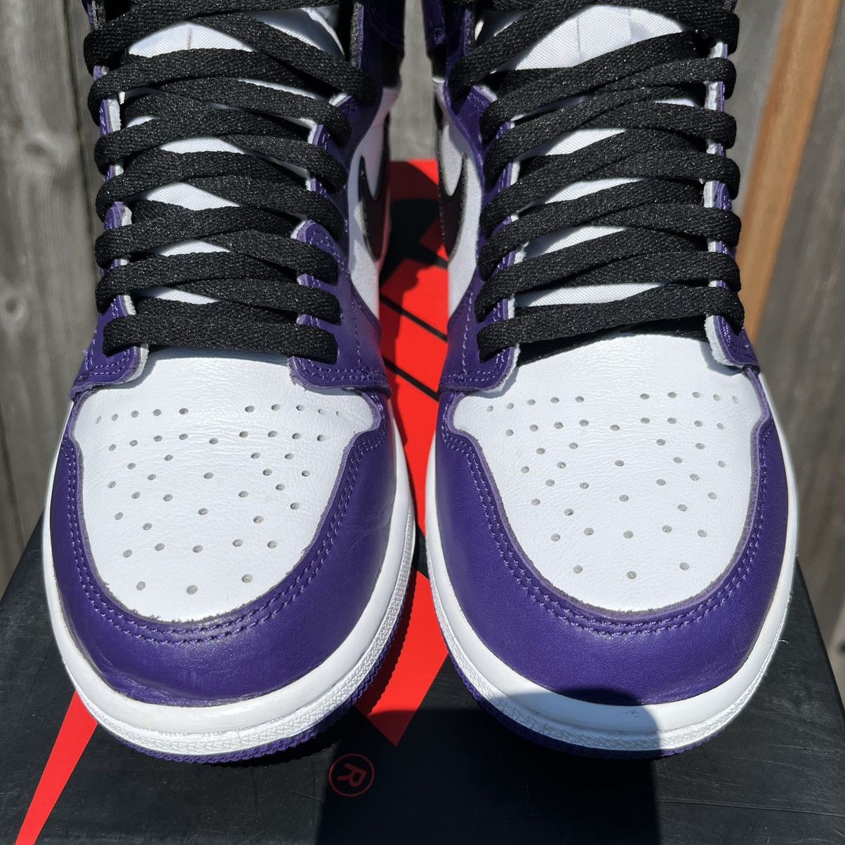 Nike Nike air jordan 1 court purple size 9 men Size US 9 / EU 42 - 3 Thumbnail
