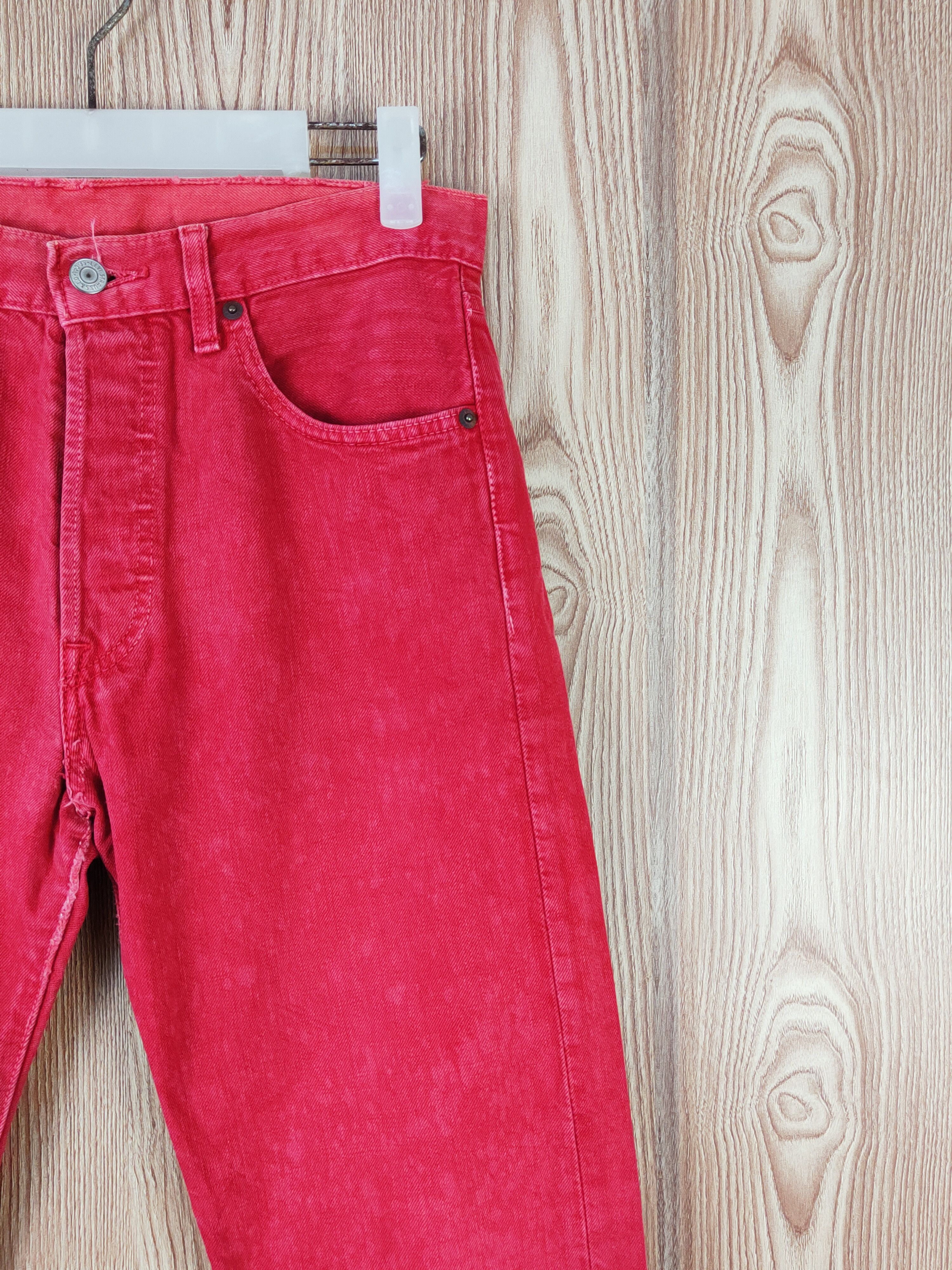 Levi's 501 Levi's Red Distressed Ripped denim #W505 Size US 29 - 6 Thumbnail