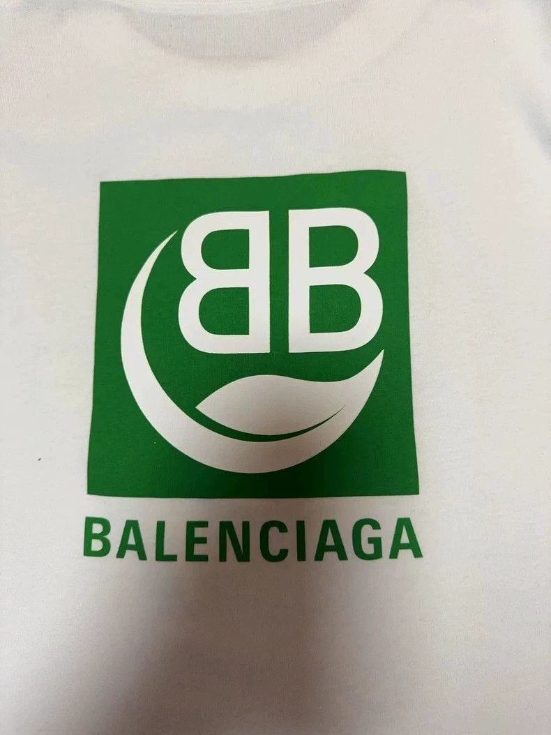 Balenciaga Balenciaga Eco-Friendly Short Sleeve T-Shirt Size US M / EU 48-50 / 2 - 5 Thumbnail