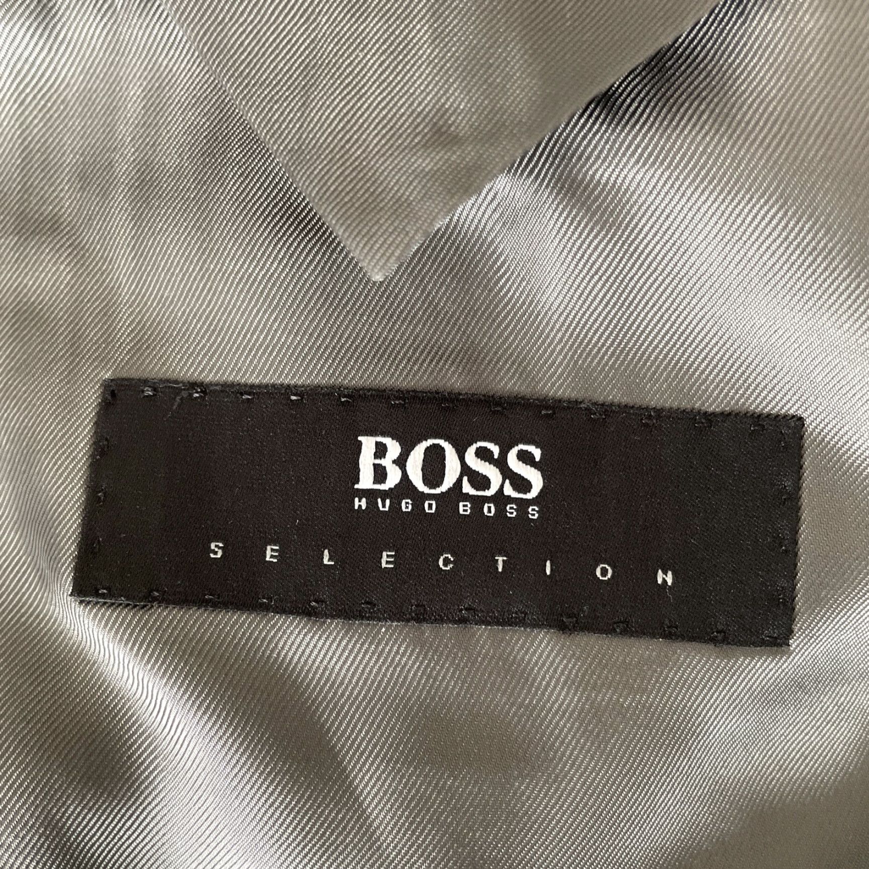Hugo Boss VINTAGE Hugo Boss Blazer Mens 42L Gray Pinstripe Wool 3-Button Single-Breasted Notch Lapel Long Coat Jacket Front Jacket Size 42R - 3 Thumbnail