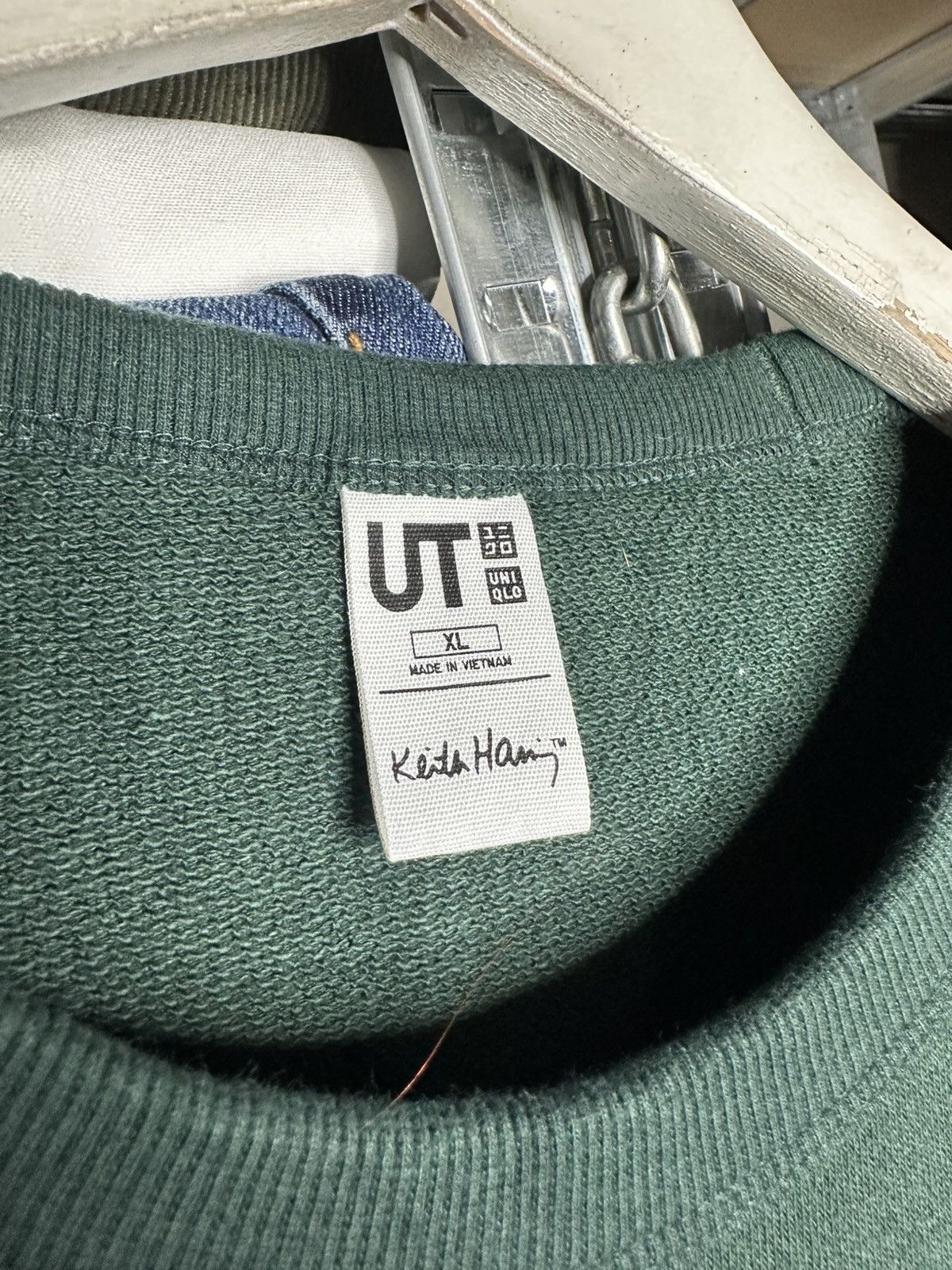 Uniqlo Uniqlo UT Keith Haring Graphic Crewneck Sweatshirt XL Art Size US XL / EU 56 / 4 - 4 Thumbnail