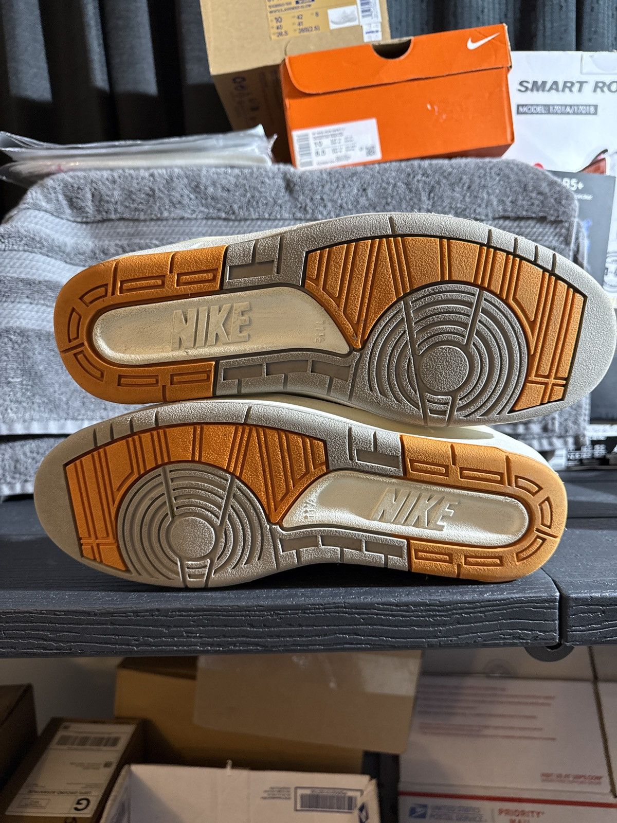 Jordan Brand Jordan 2 Retro Low Craft Melon Tint Size US 11.5 / EU 44-45 - 6 Thumbnail