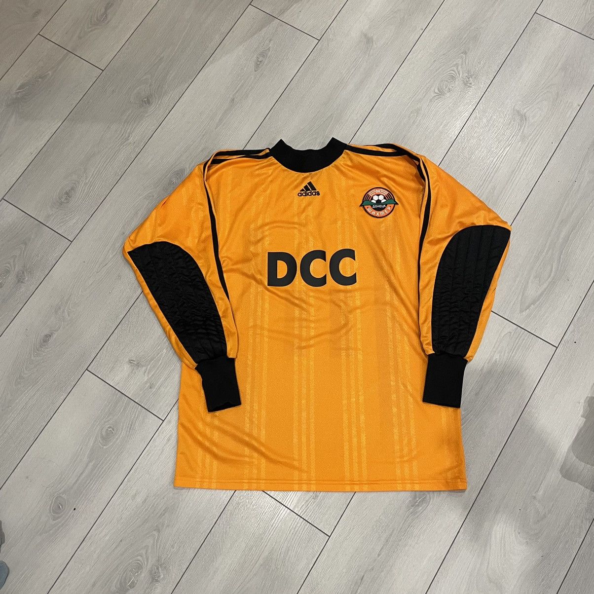 Adidas Rare 90s DCC adidas DONETSK Shakhtar goalkeeper Jersey LONG Size US L / EU 52-54 / 3 - 1 Thumbnail