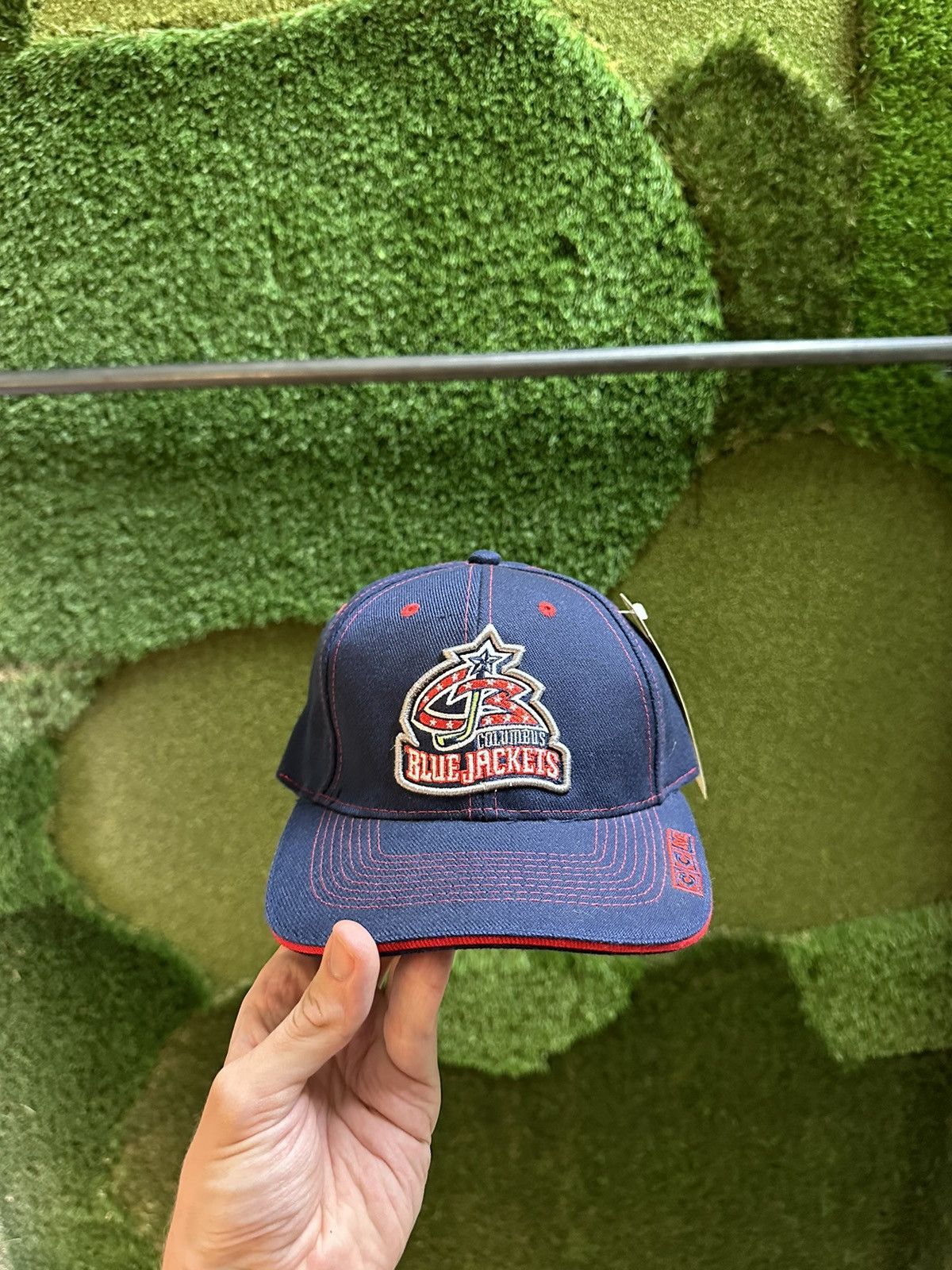 NHL × Vintage Vintage NHL NWT Columbus Blue Jackets Logo Hat Size ONE SIZE - 1 Thumbnail