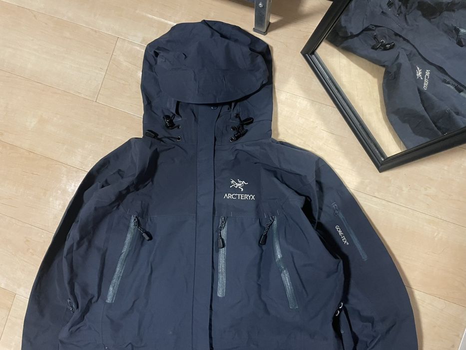 Arc'Teryx 2000 Arc'teryx Theta AR Jacket | Grailed