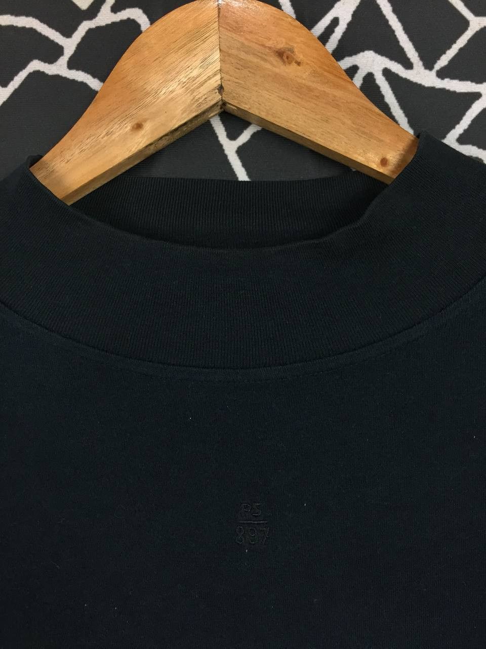 Paul Smith Vtg Paul Smith Jeans Mock Neck Boxy Fit Long Sleeve Tee Size US XL / EU 56 / 4 - 4 Thumbnail