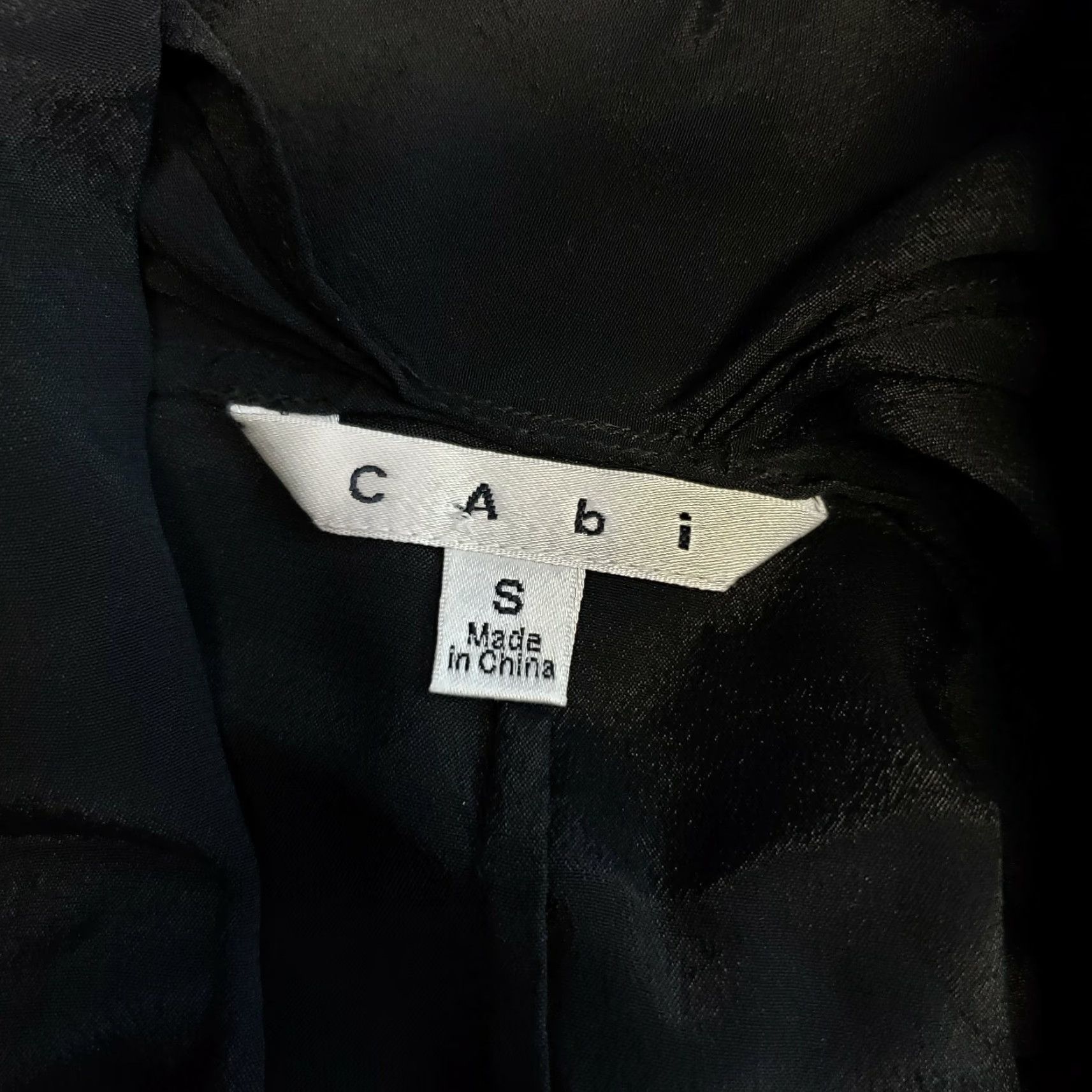 Vintage CAbi 979 Womens Blouse Solid Black Sleeveless Silk Blend Sheer Business Sz Small Size S / US 4 / IT 40 - 4 Thumbnail