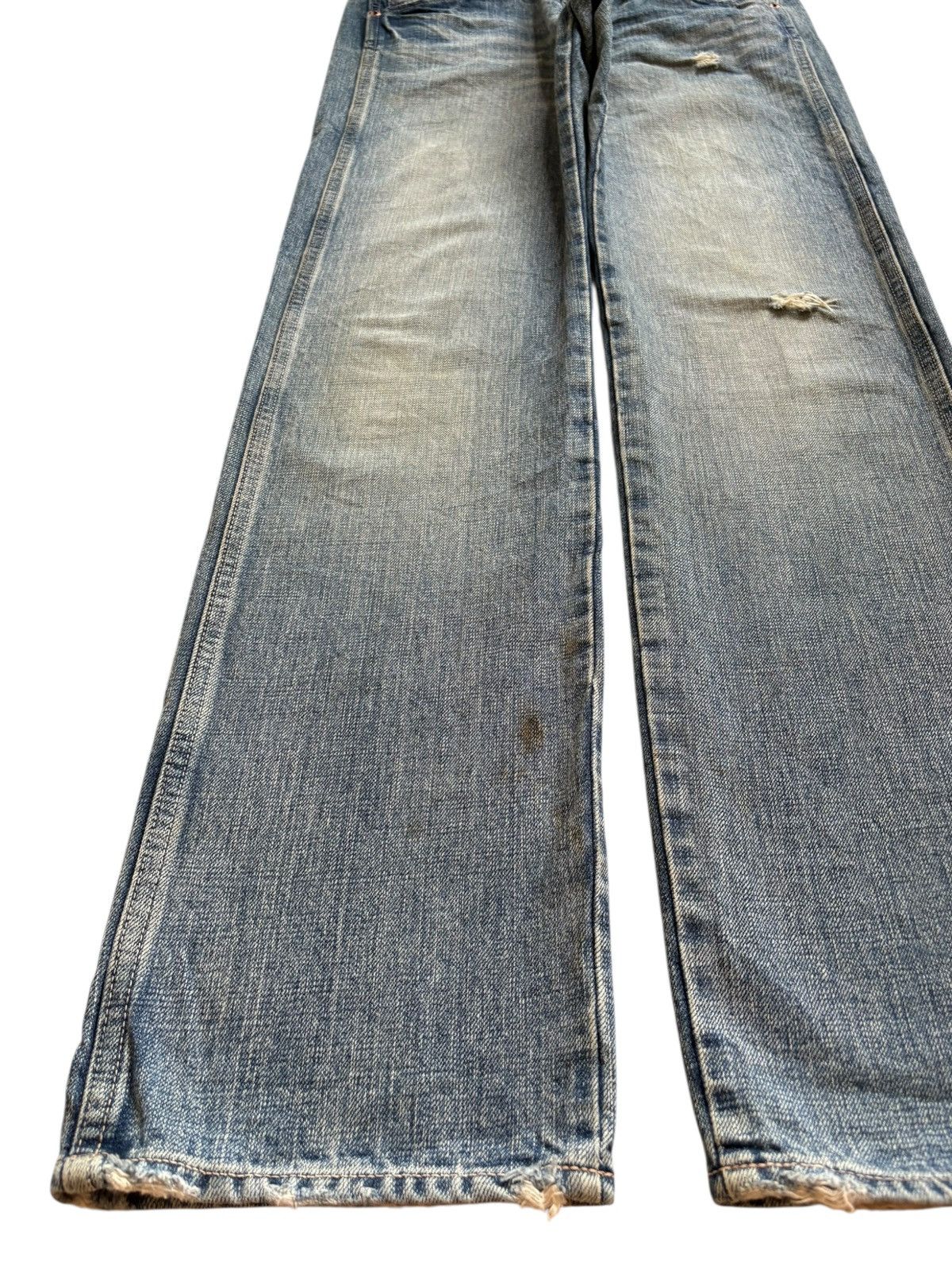 Japanese Brand Vintage DMG Buckle Back Faded Wash Distressed Jeans Size US 30 / EU 46 - 6 Thumbnail
