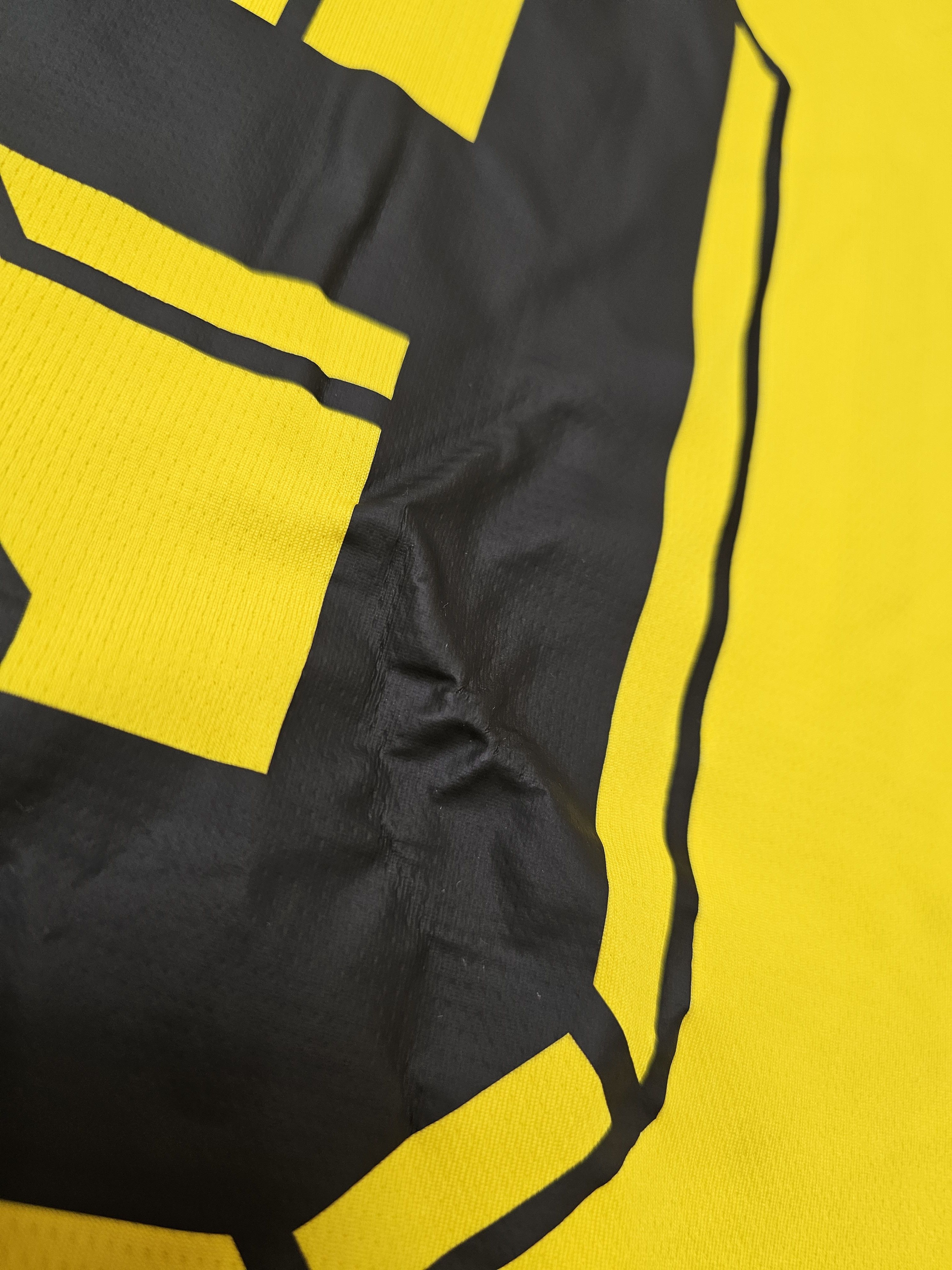 Puma BORUSSIA DORTMUND 2024 HOME BRANDT FOOTBALL SOCCER JERSEY Size US L / EU 52-54 / 3 - 7 Thumbnail