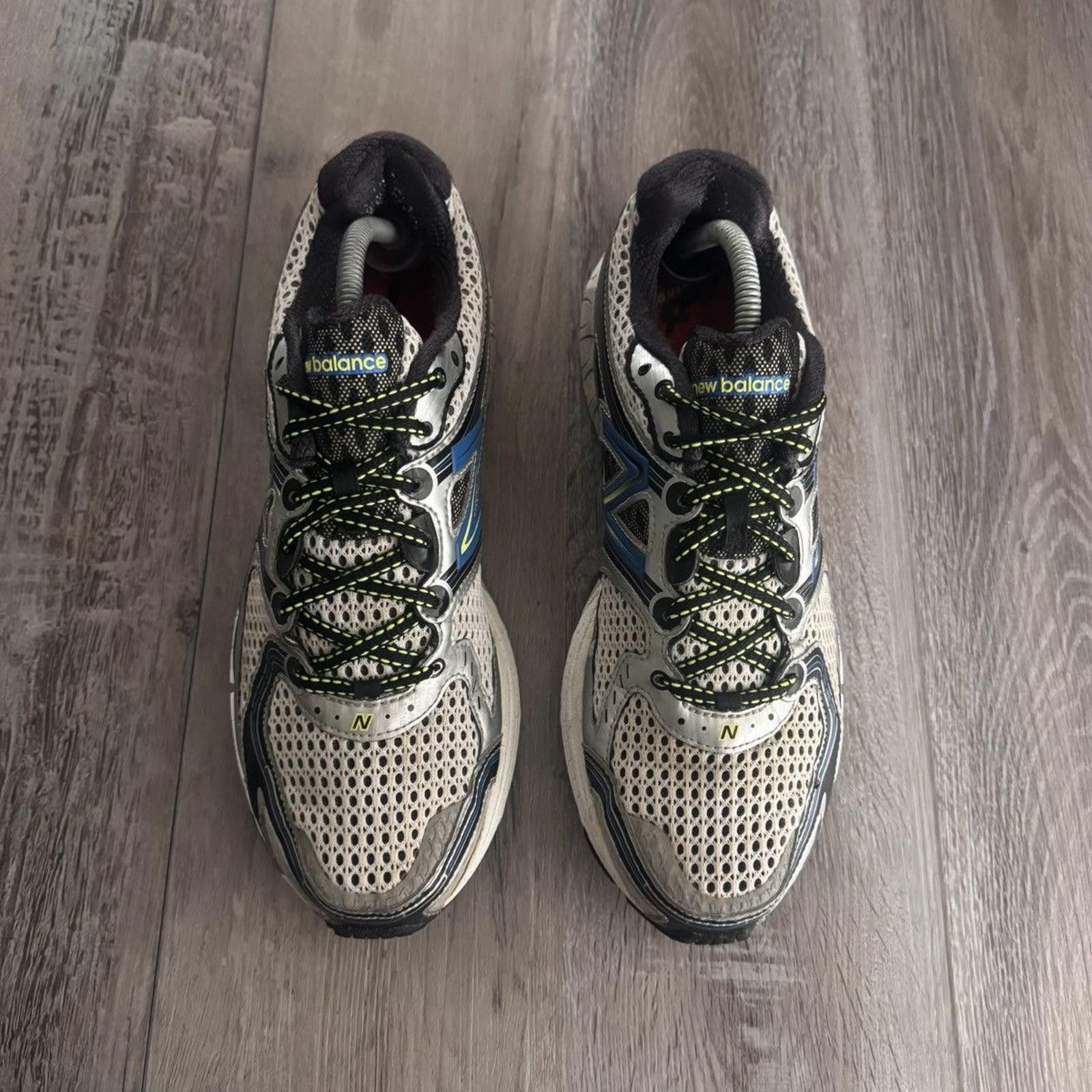 New Balance NEW BALANCE • 860v3 "Multi" (10.5M) Size US 10.5 / EU 43-44 - 4 Thumbnail