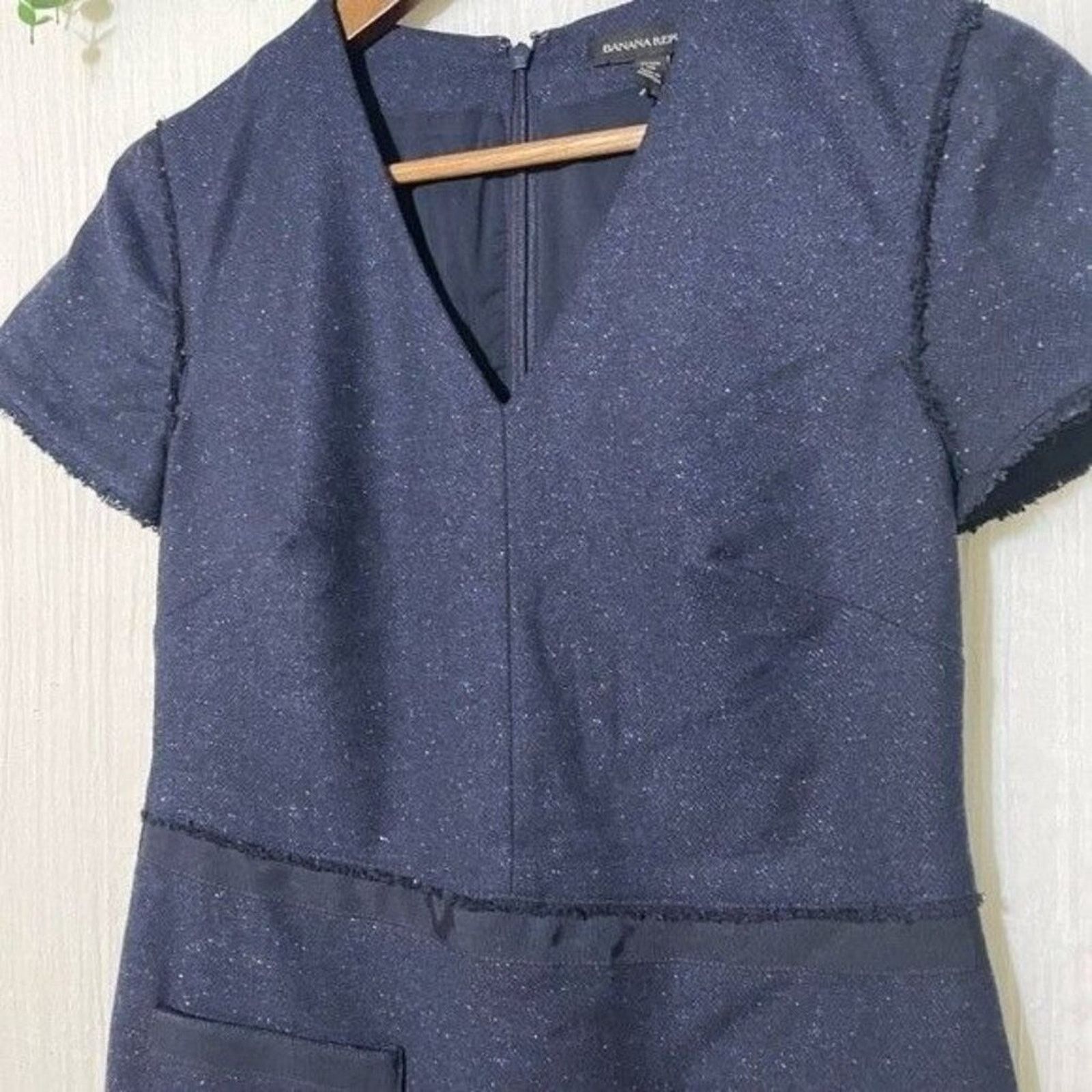 Banana Republic Banana Republic Wool Blend Navy Speckled Dress V-Neck 0P Size XS / US 0-2 / IT 36-38 - 5 Thumbnail
