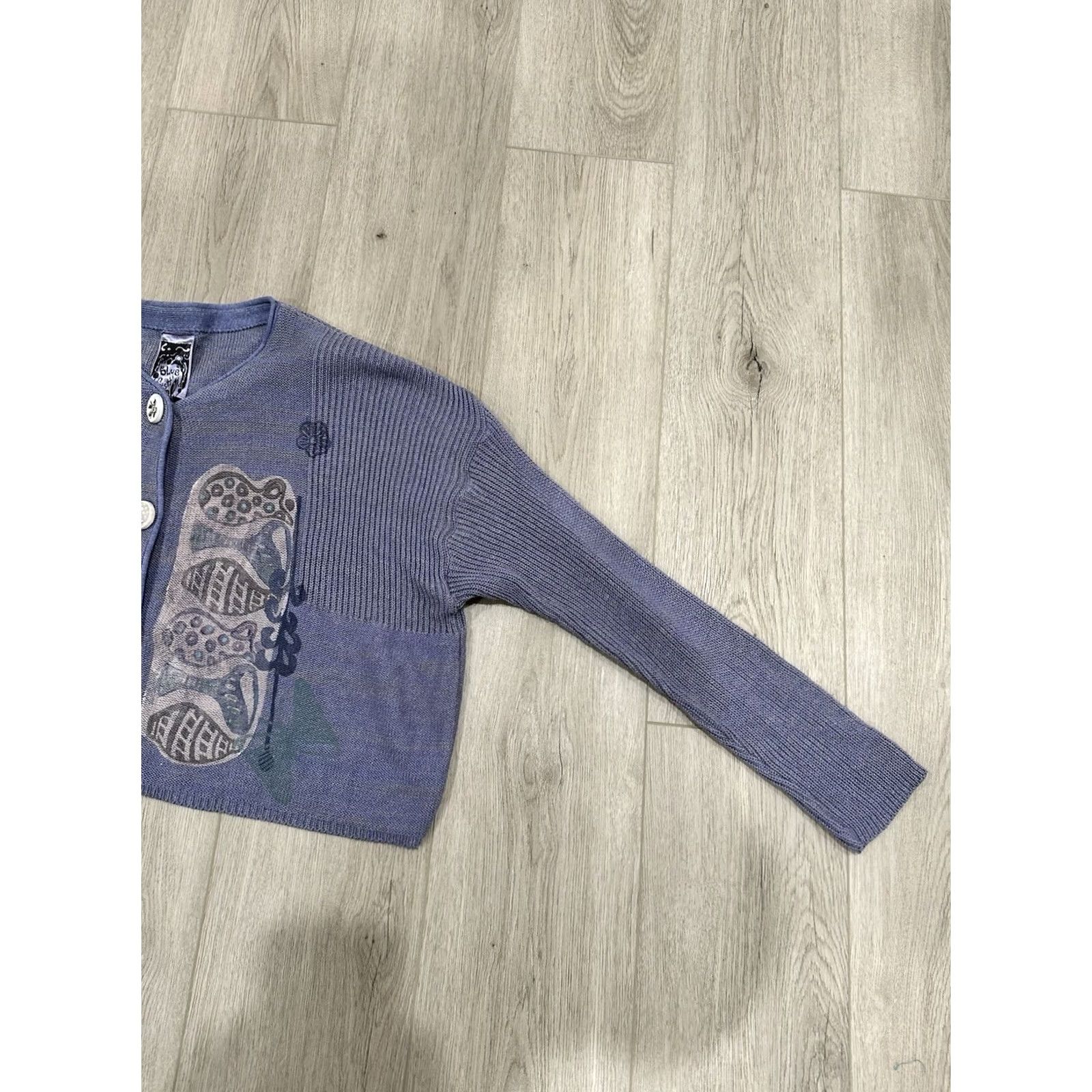 Vintage VINTAGE Blue Fish Cardigan Shirt Womens One Size Purple Tulip Round Neck Long Sleeve Button Up Cotton Rayon Pattern Flower Size ONE SIZE - 2 Thumbnail